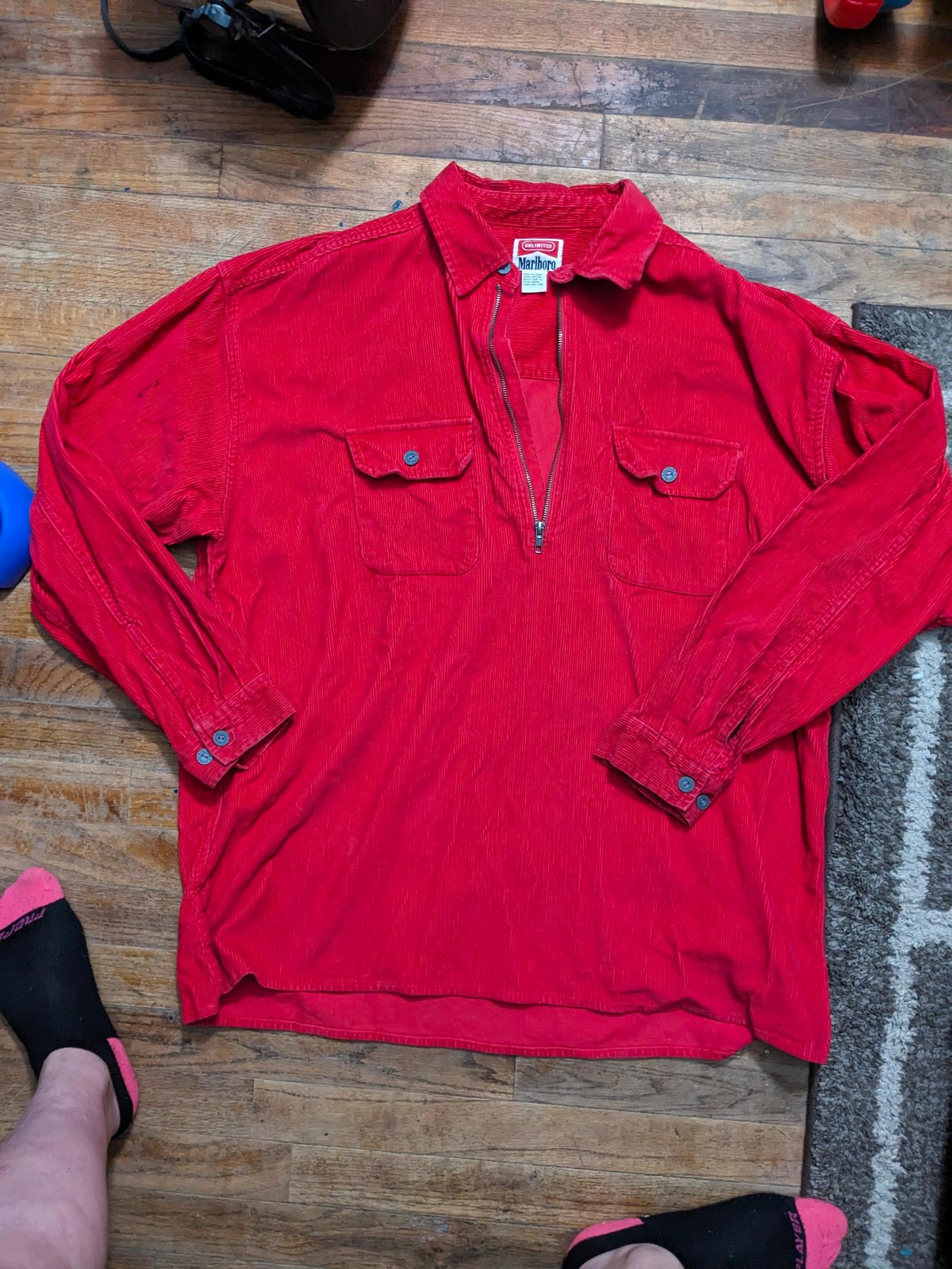 Vintage Marlboro pullover