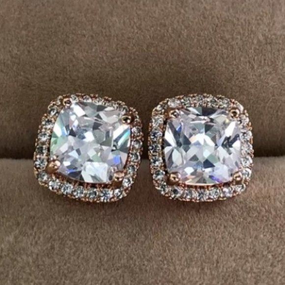 NEW 18K Rose Gold Diamond Stud Earrings