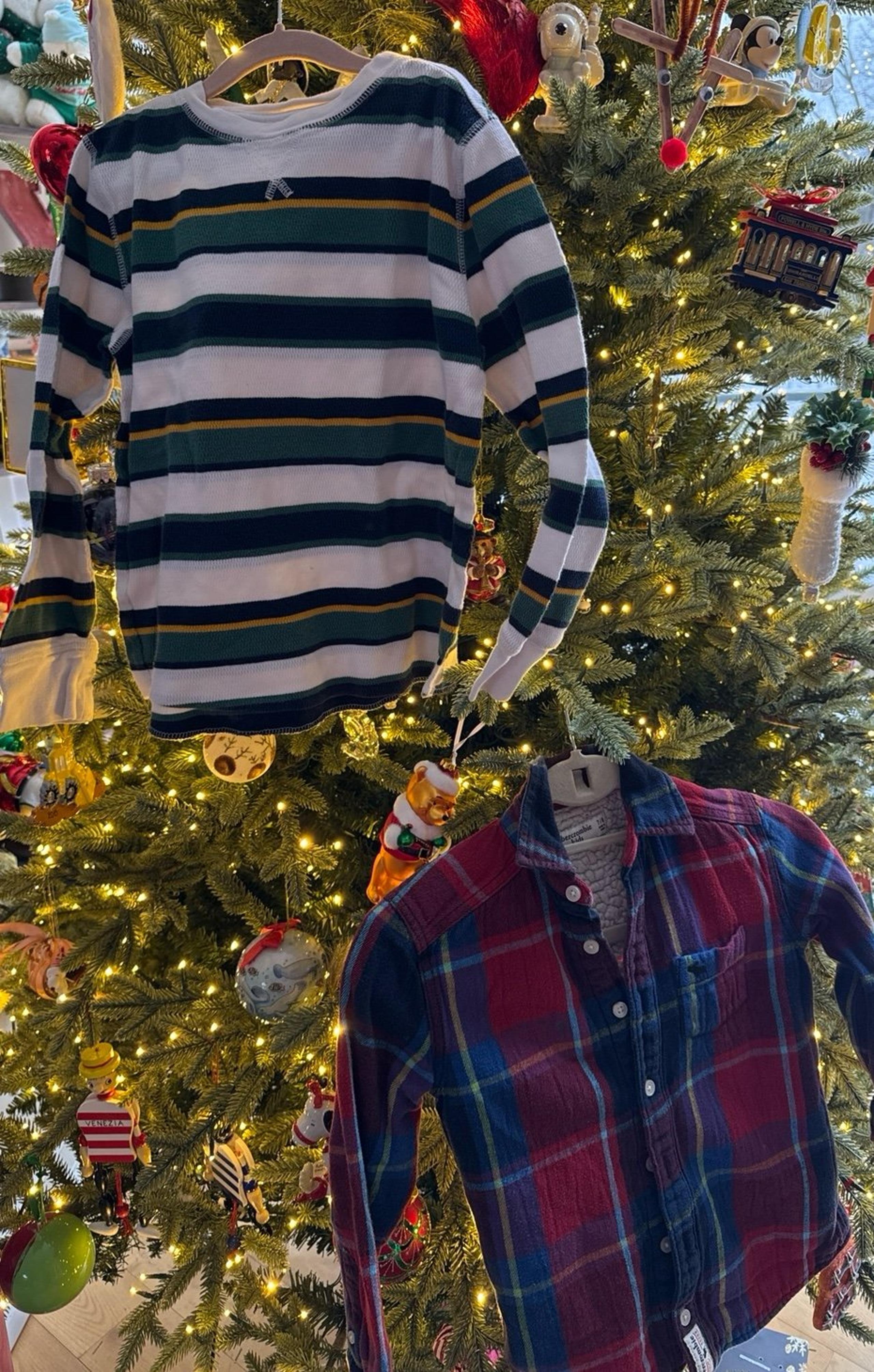 Boys Abercrombie + Gap long sleeve