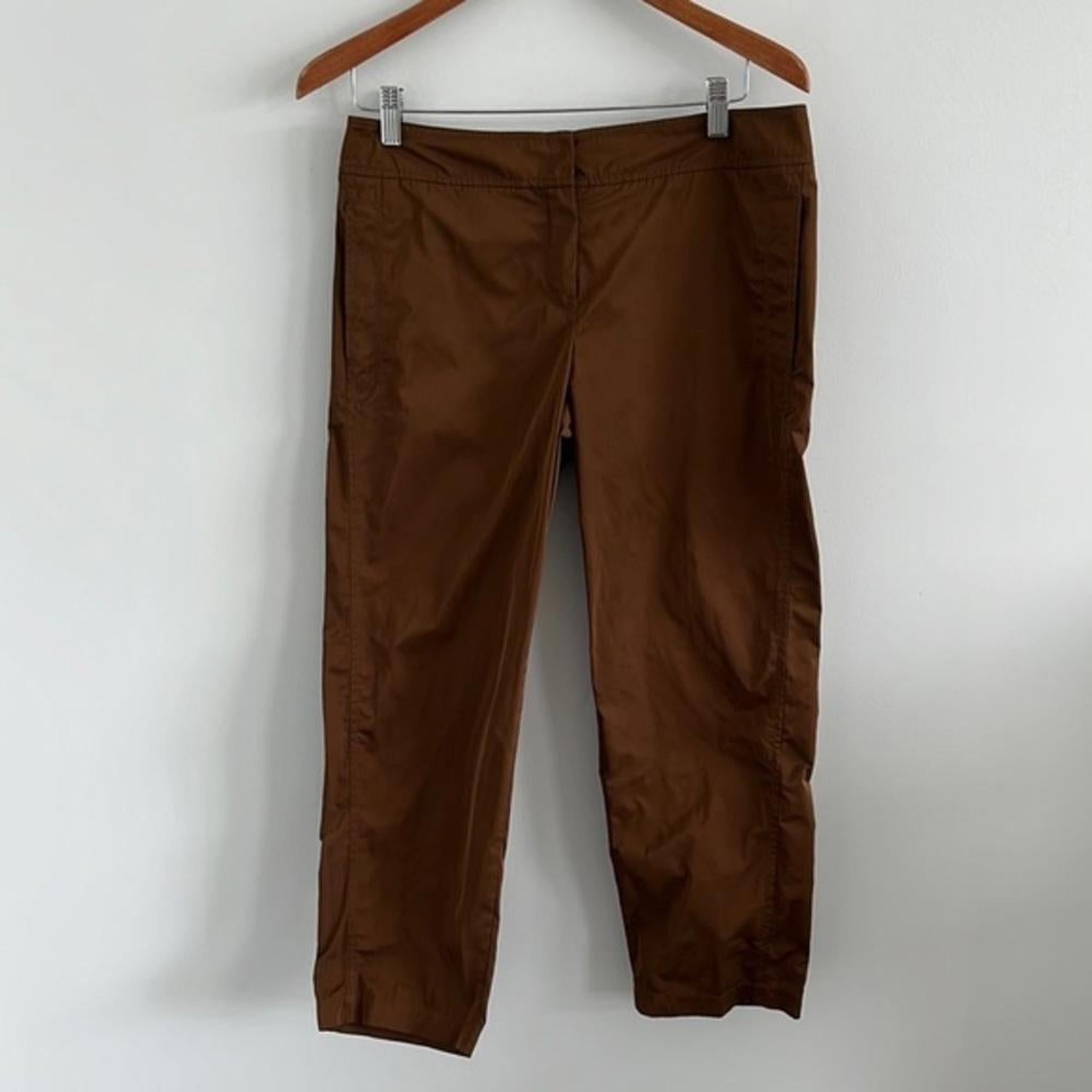 Lida Baday cropped pants brown snap and zipper closure