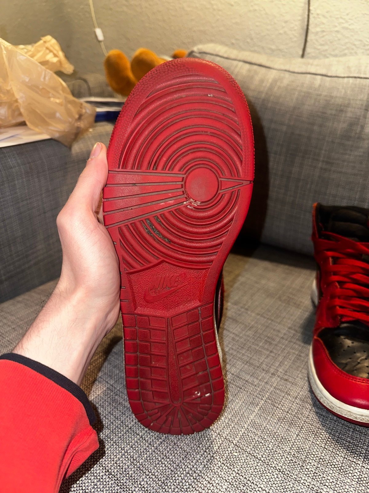 Jordan 1 retro high 85 varsity red