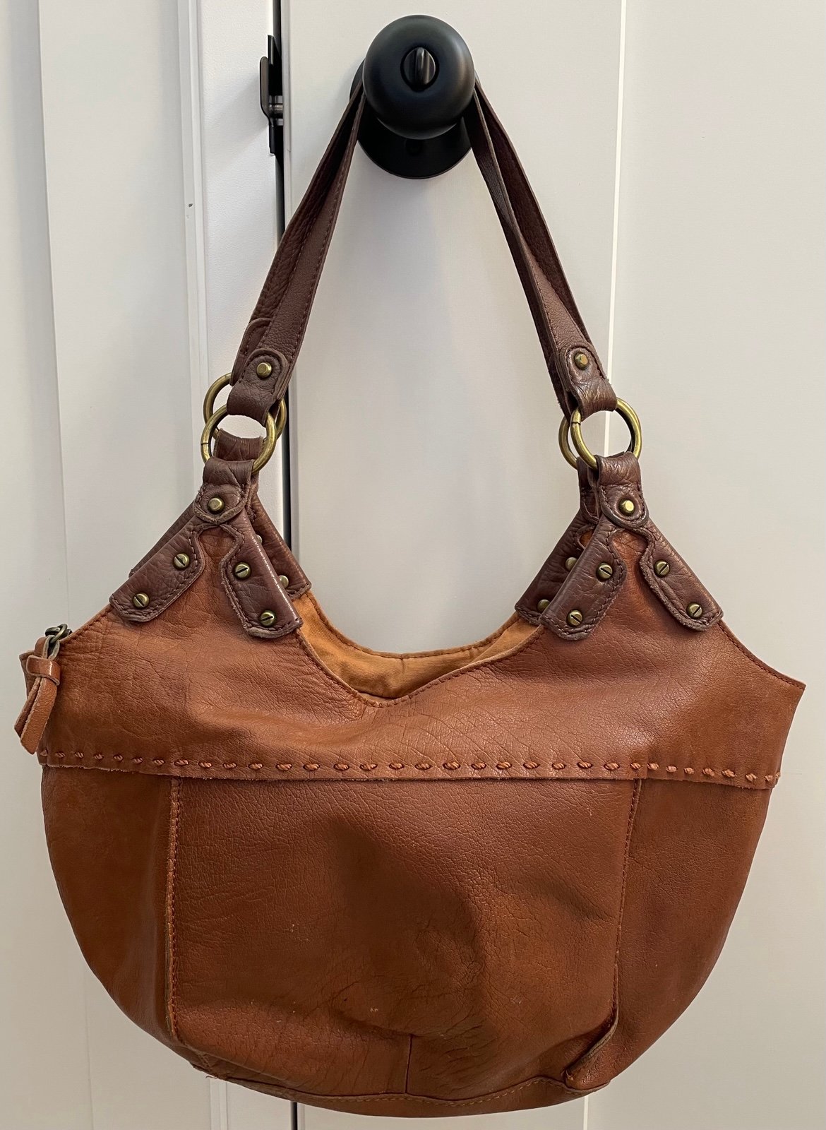 The Sak Pebbled Leather Tote Shoulder Bag Purse Hobo Caramel Brown Color
