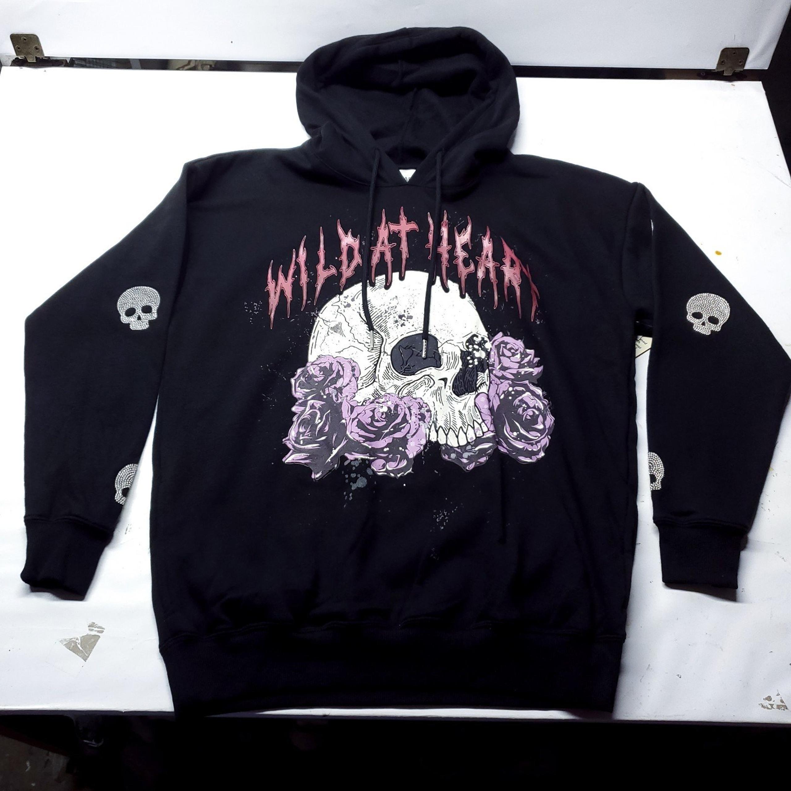 Wild At Heart Fleece Lined Hoodie w/ Pockets Women's S Oversized Skull Flowers