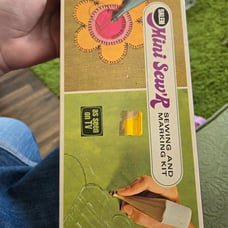 Vintage mini sew'r