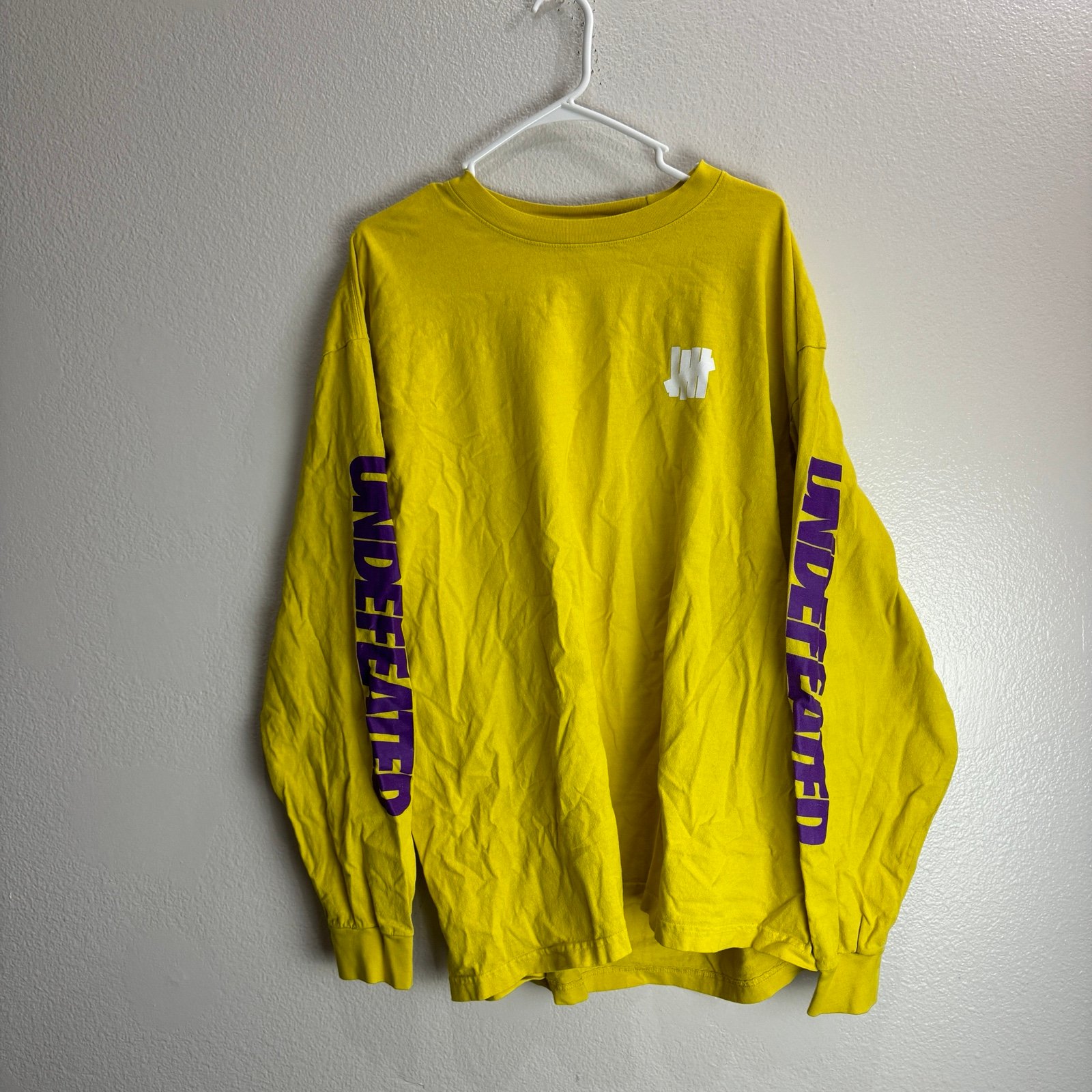 Undefeated Vintage Long Sleeve Shirt Size XL