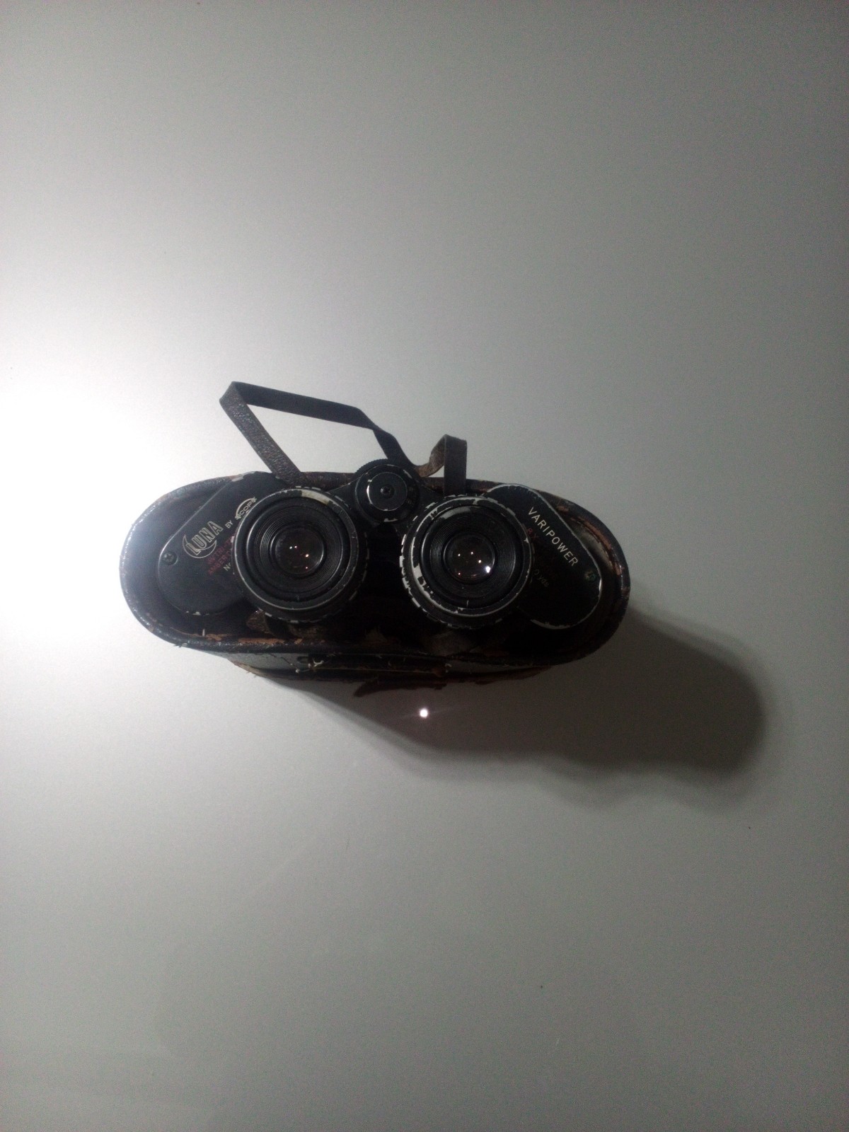 Luna Binoculars