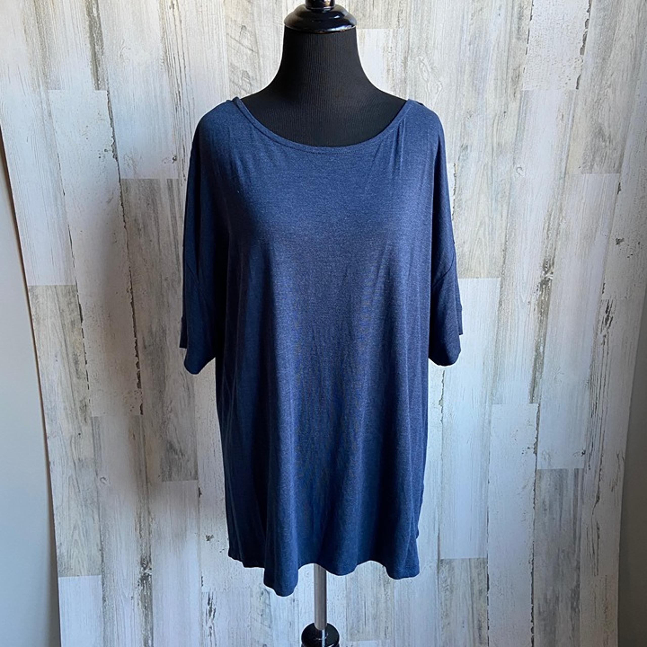 H by Halston Size Large Blue Deep V Back Knit Short Sleeve Top