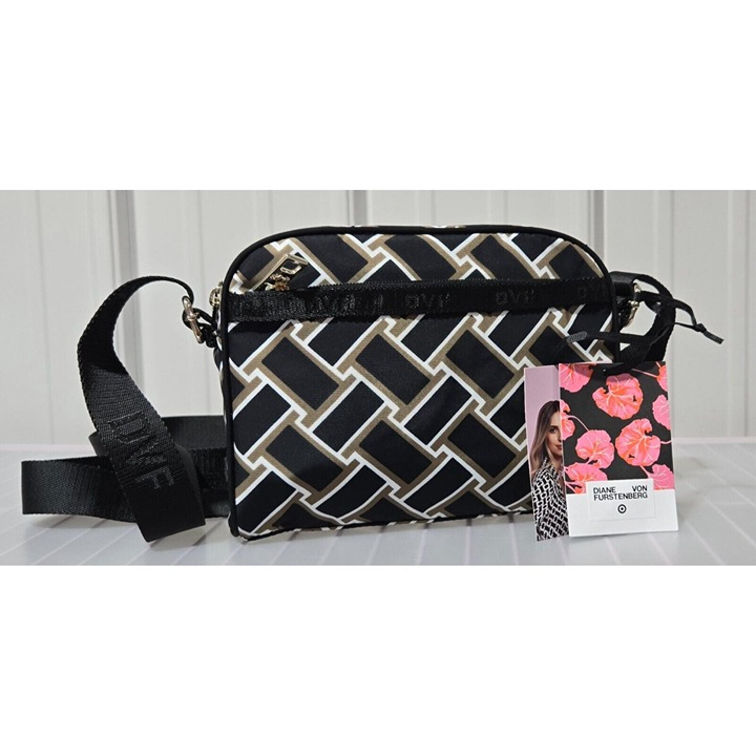 Diane Von Furstenberg Black & Gold Weave Design Small Crossbody Purse Camera Bag
