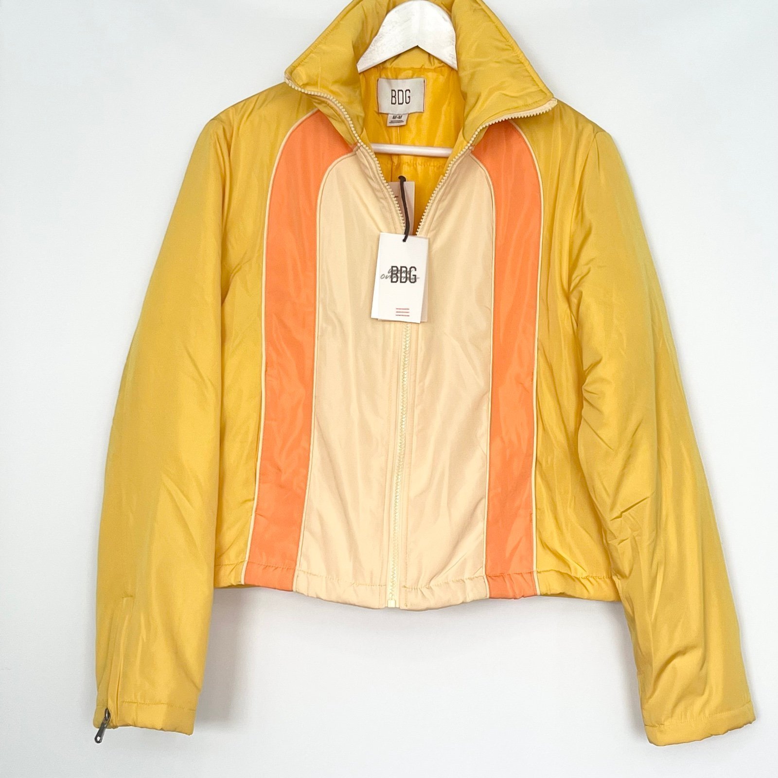 NWT BDG Urban Outfitters Retro Puffer Jacket Coat Semi Cropped Yellow Medium