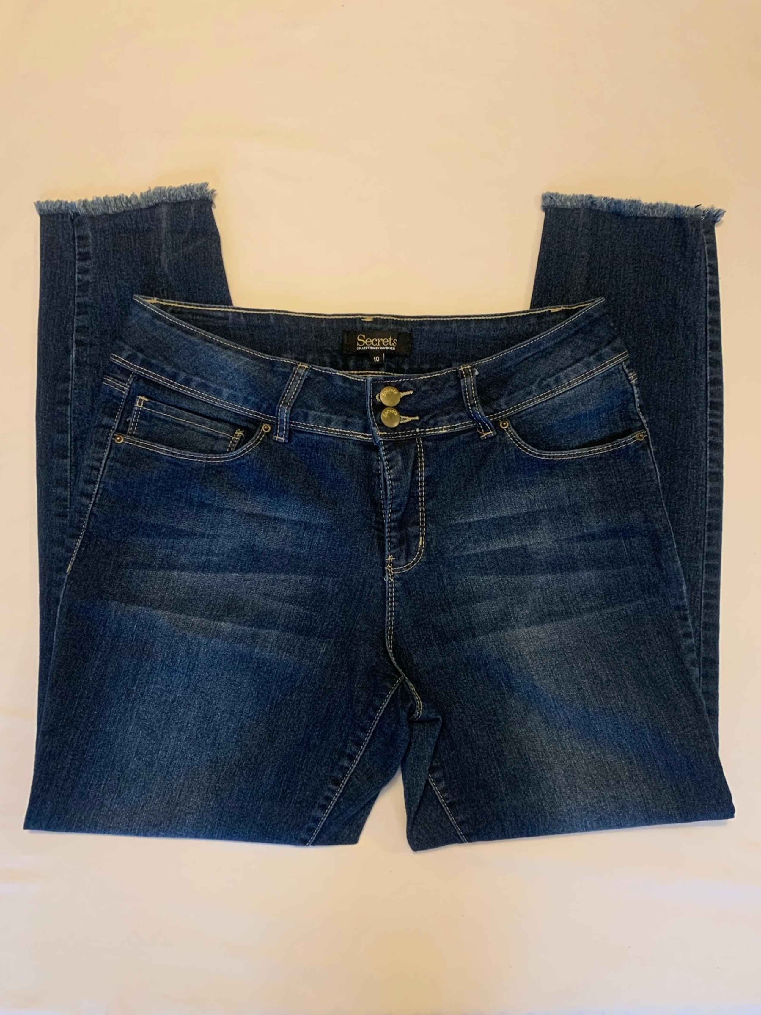 SECRETS Women’s Stretchy Skinny Jeans Size 10 High Rise