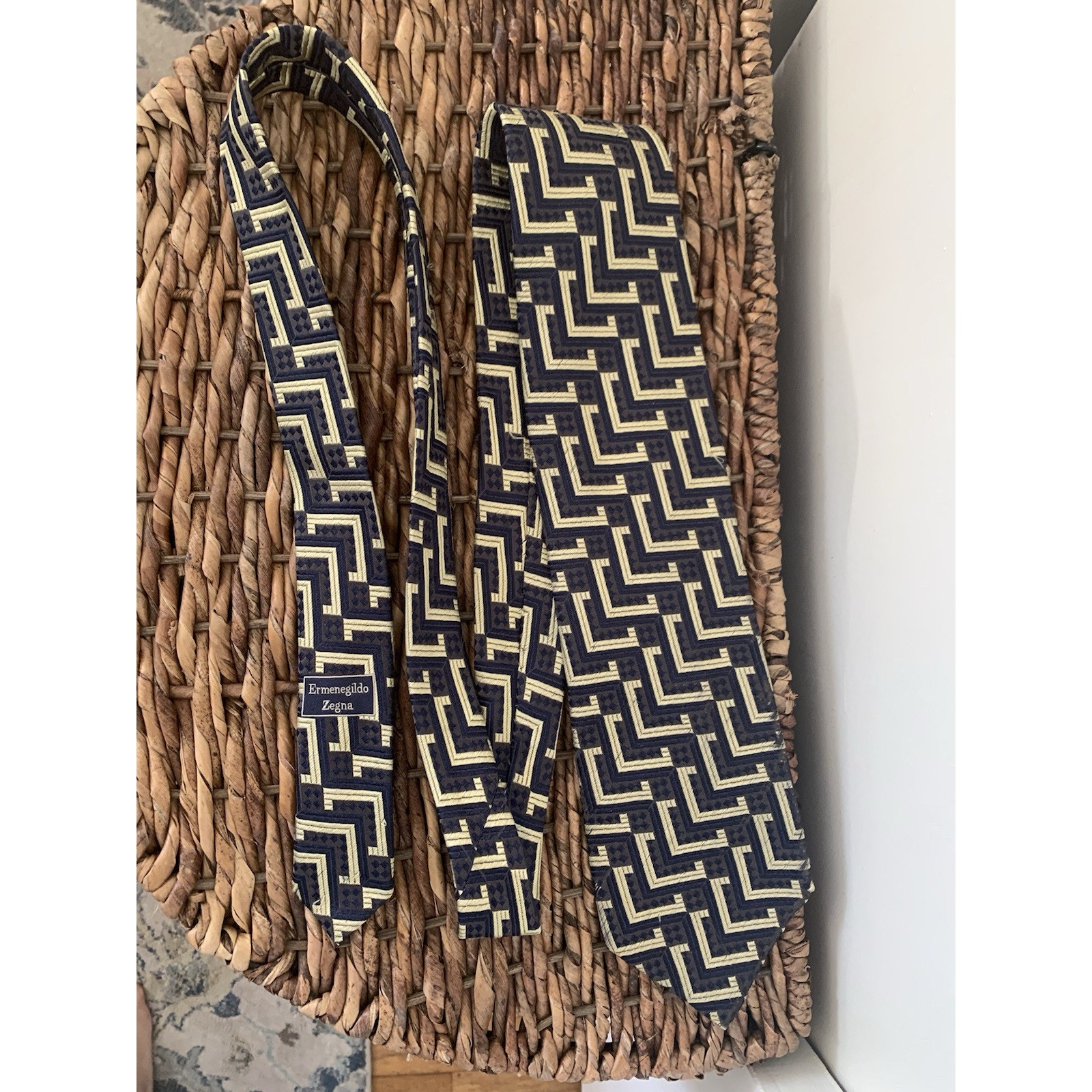 Emernegildo Zegna Blue And Gold Geometric Silk Tie Old Money Designer Luxury