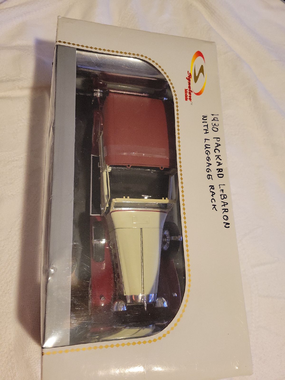 1930 Packard LeBarron with luggage Rack car