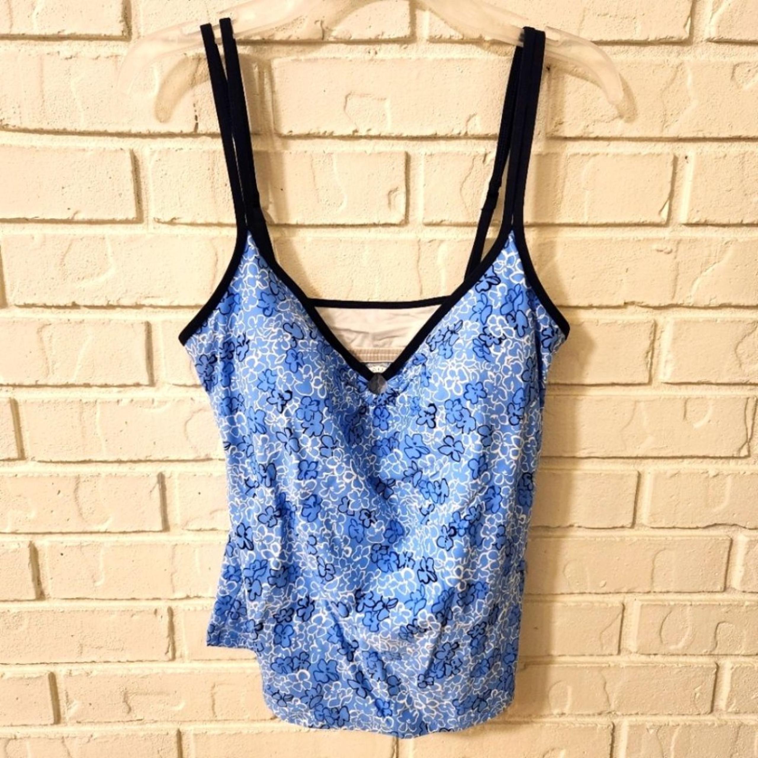 Nautica Swim Top Size 12