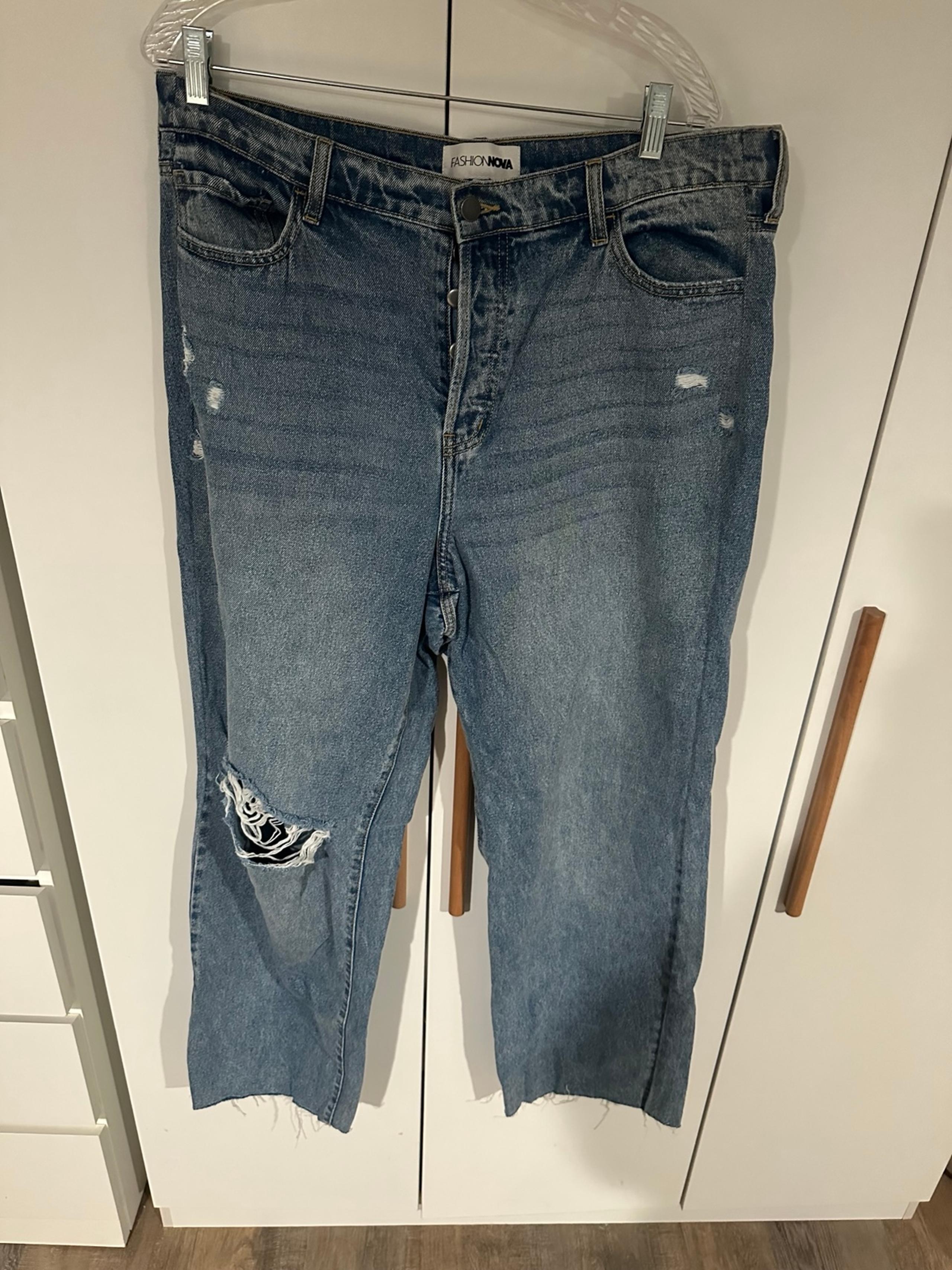Fashion Nova Blue Boyfriend Jeans Distressed Casual