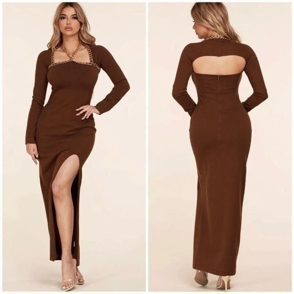 NWT! L’atiste Long Sleeve Knit Dress with Chain Accent Size L