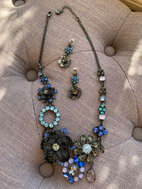Necklace of Blues