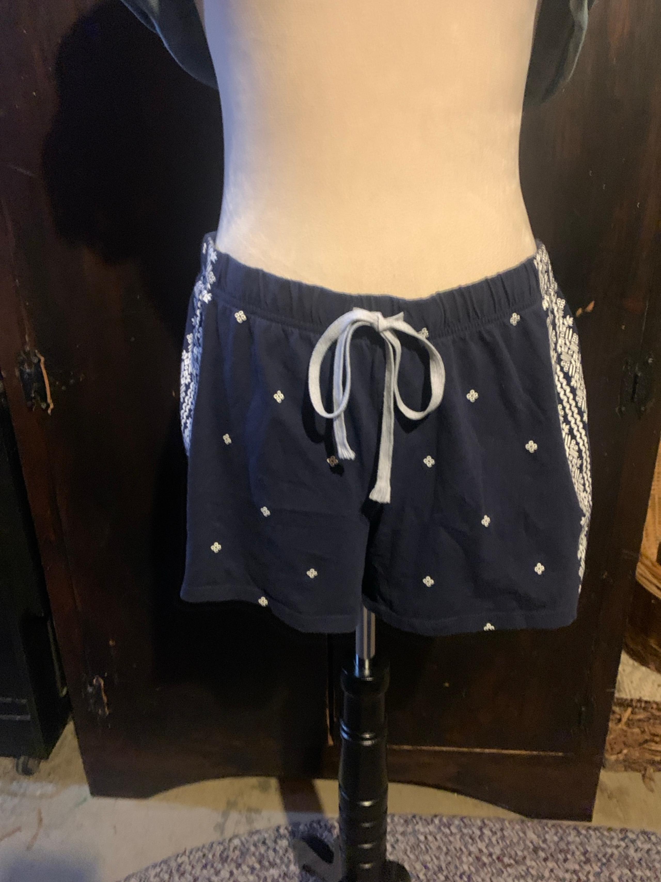 Women’s/juniors lounge shorts