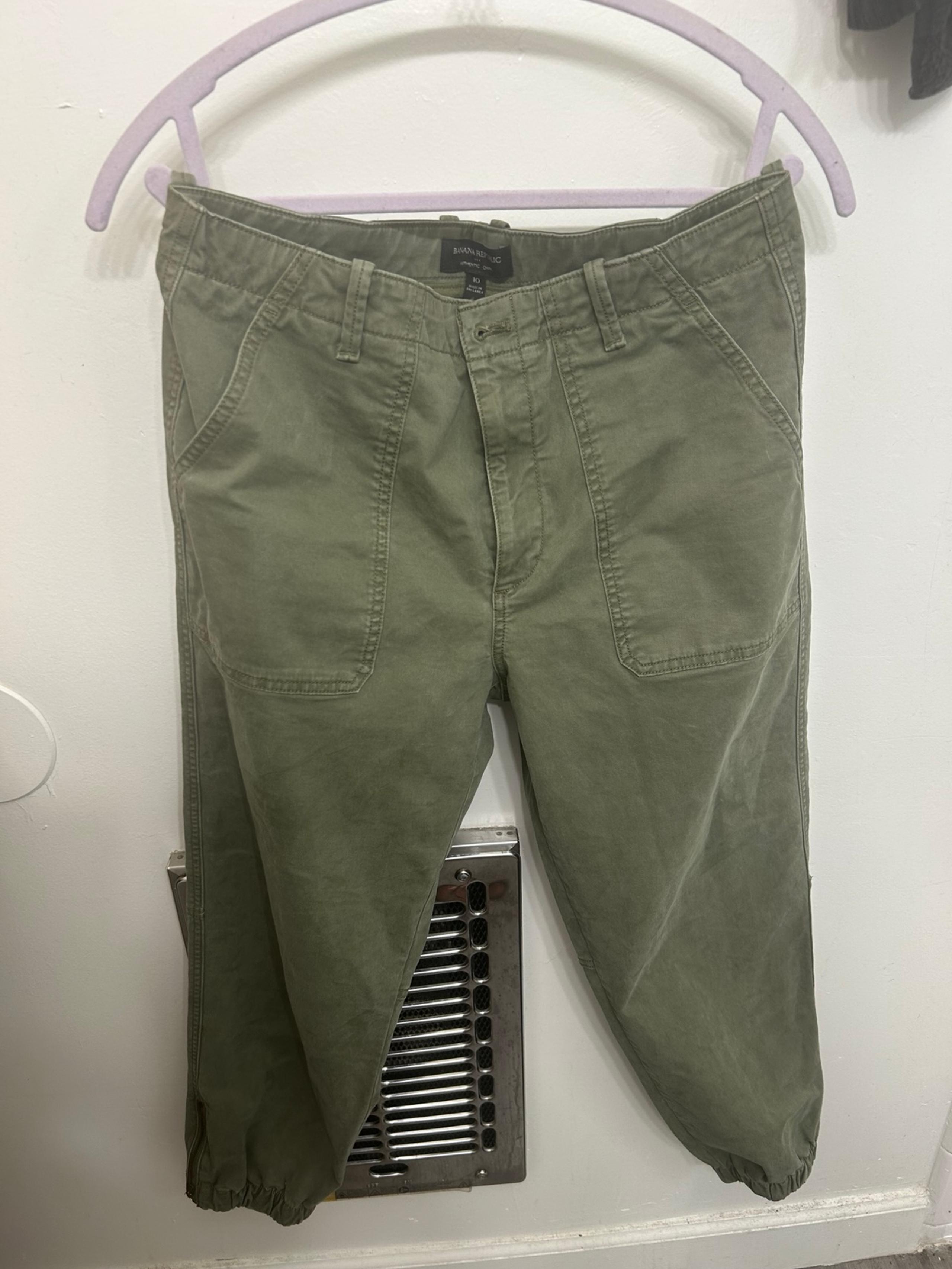 Banana Republic Cargos