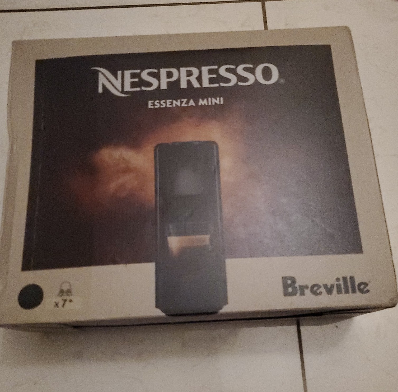 Nespresso Essemza Mini Black New In Box