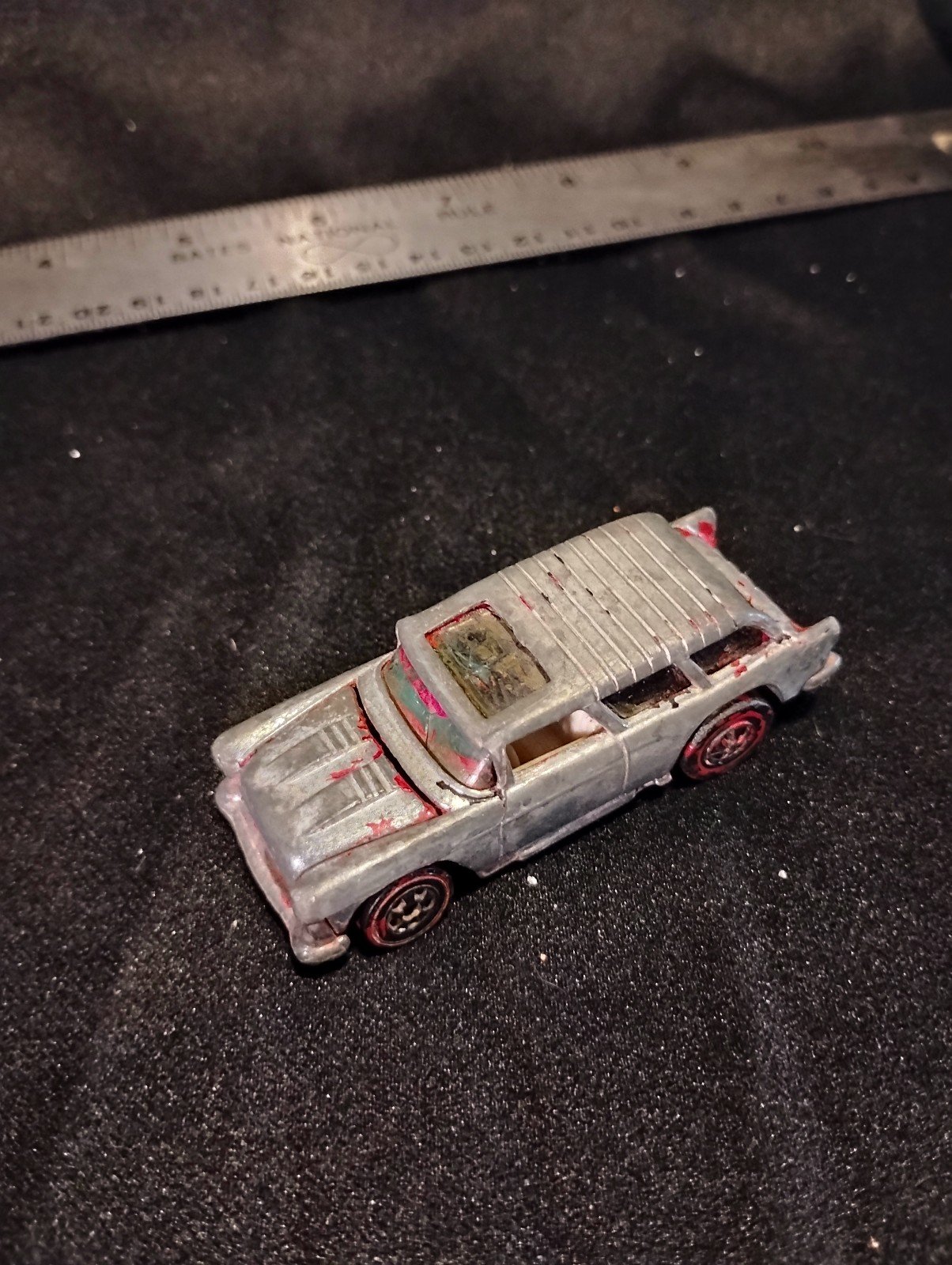 HOT WHEELS REDLINE ALIVE 55 CHEVY NOMAD