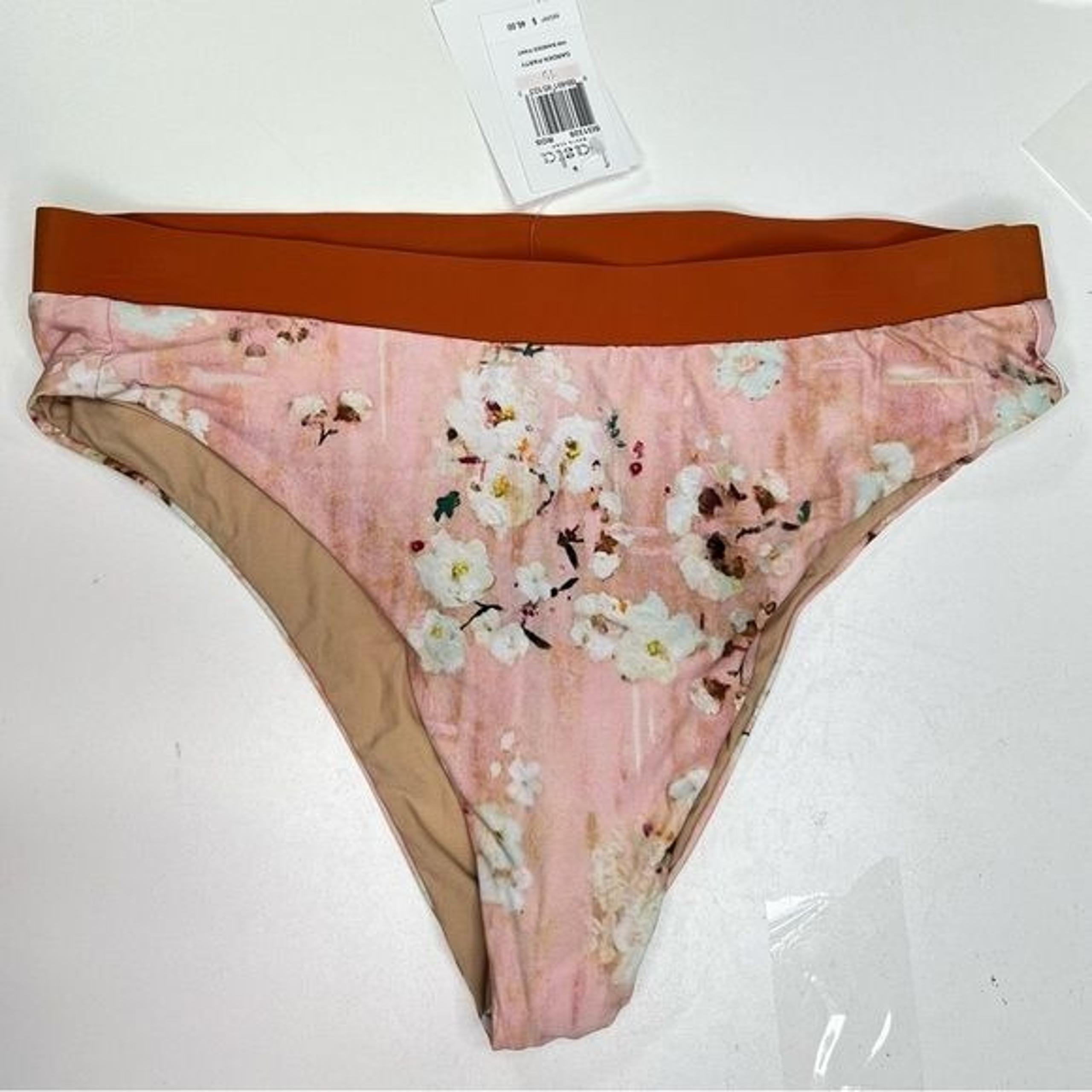 Basta Surf Swimwear Floral High Rise Bikini Bottoms New With Tags Size 10