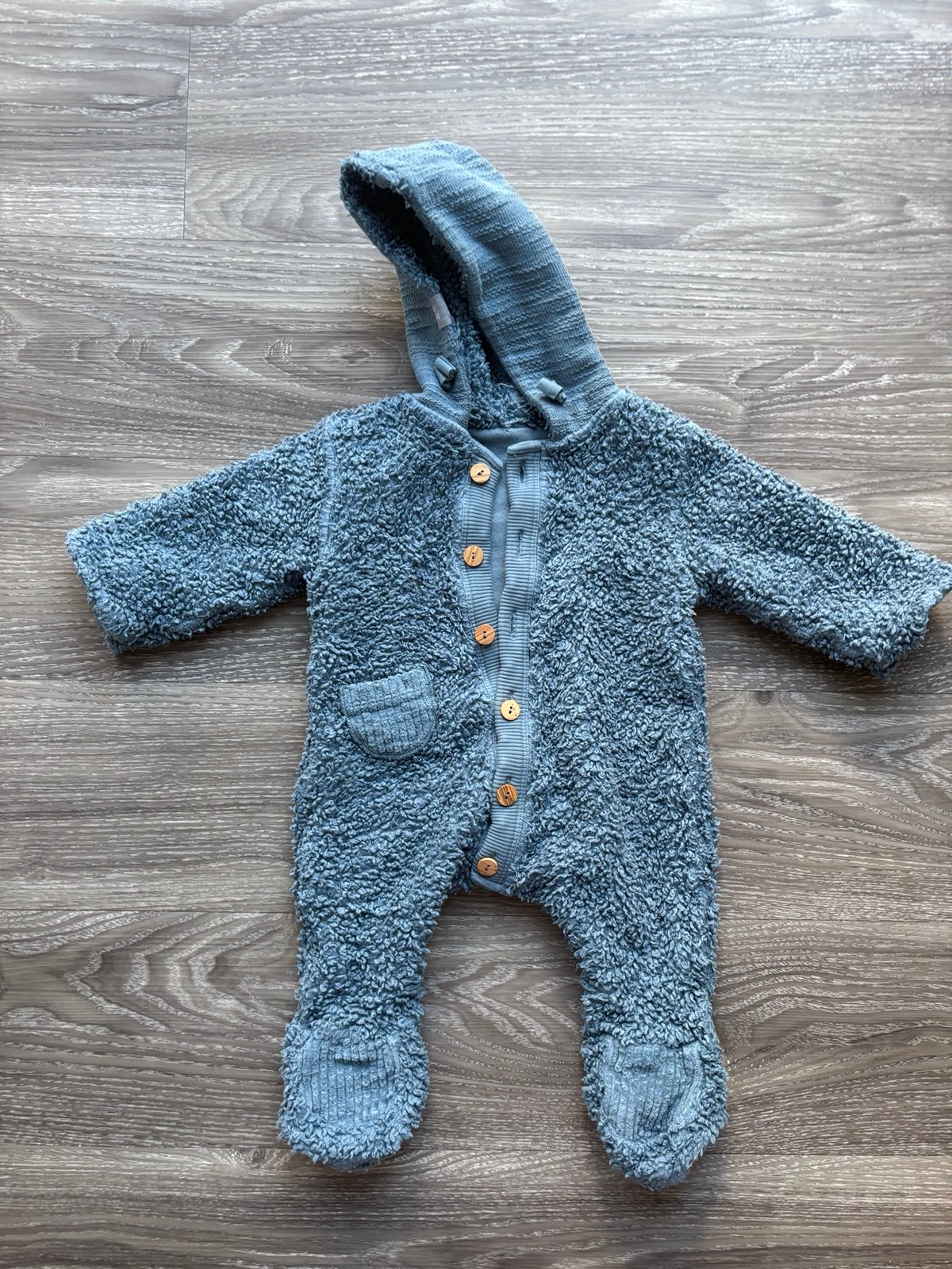 Snug outerwear onesie 3 month