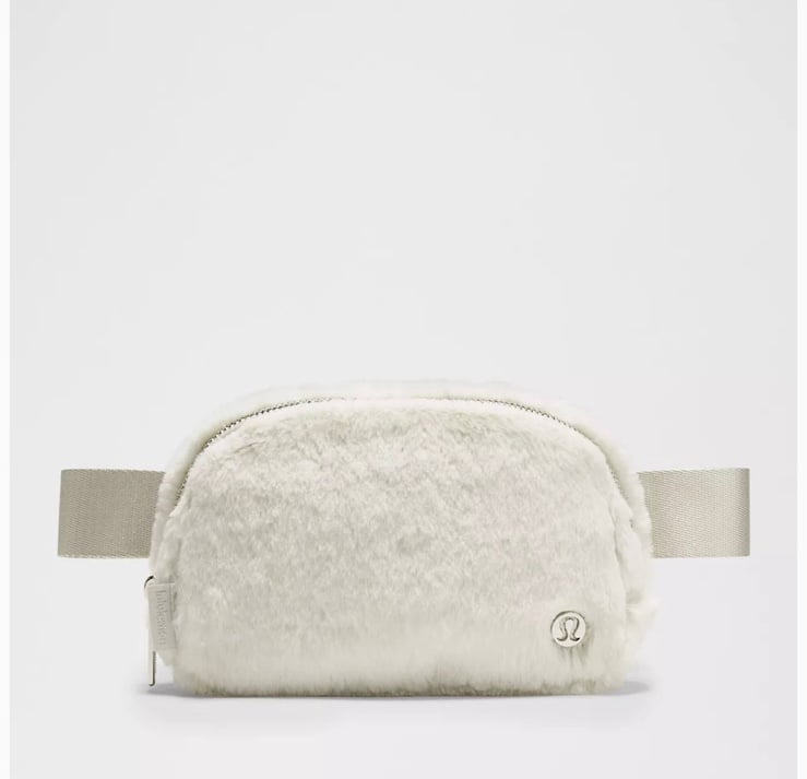 NWT LULULEMON Everywhere Belt Bag Plush Fleece