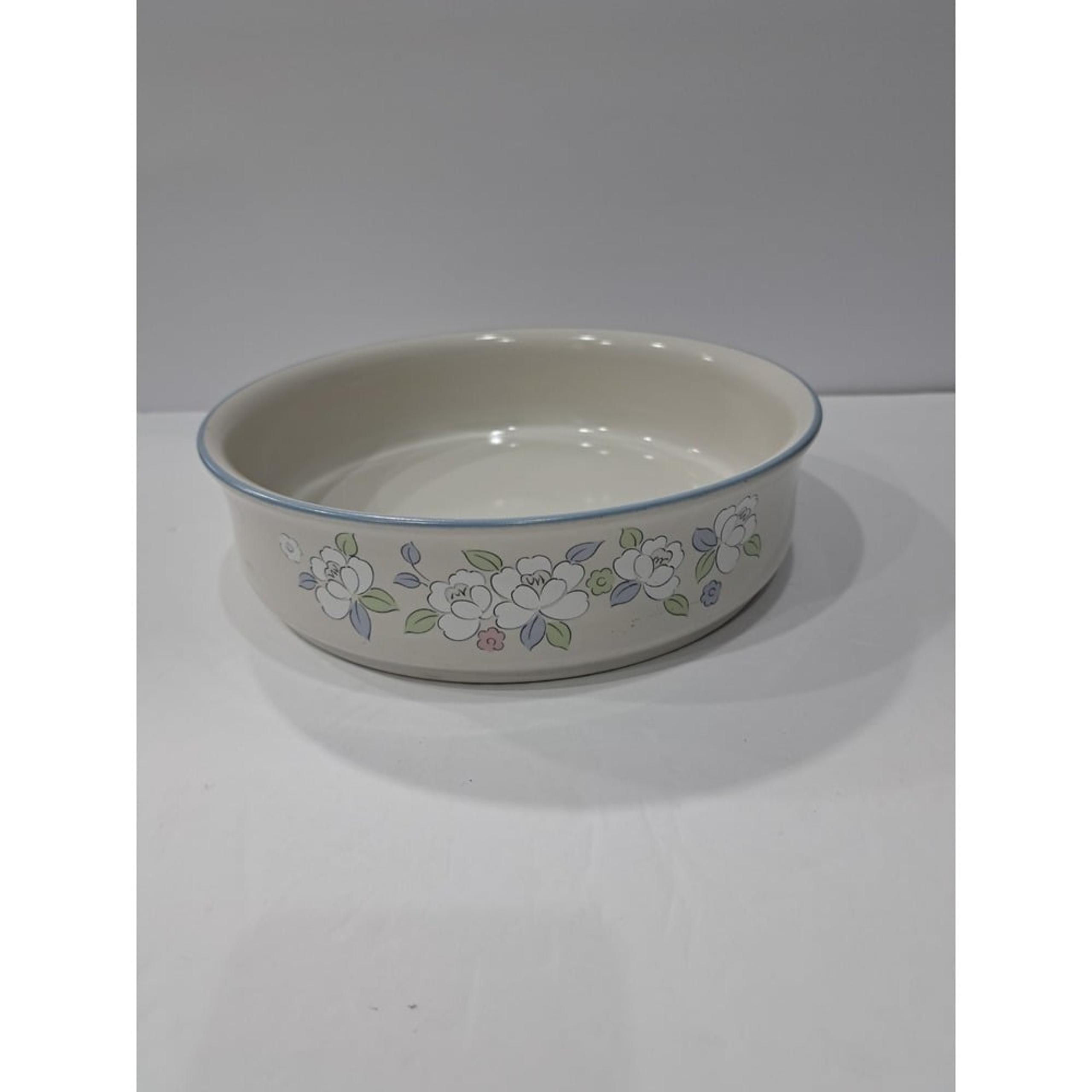 Vintage 9" Round Vegetable Bowl CHANTILLY Fleur De Lune Hearthside White Flowers
