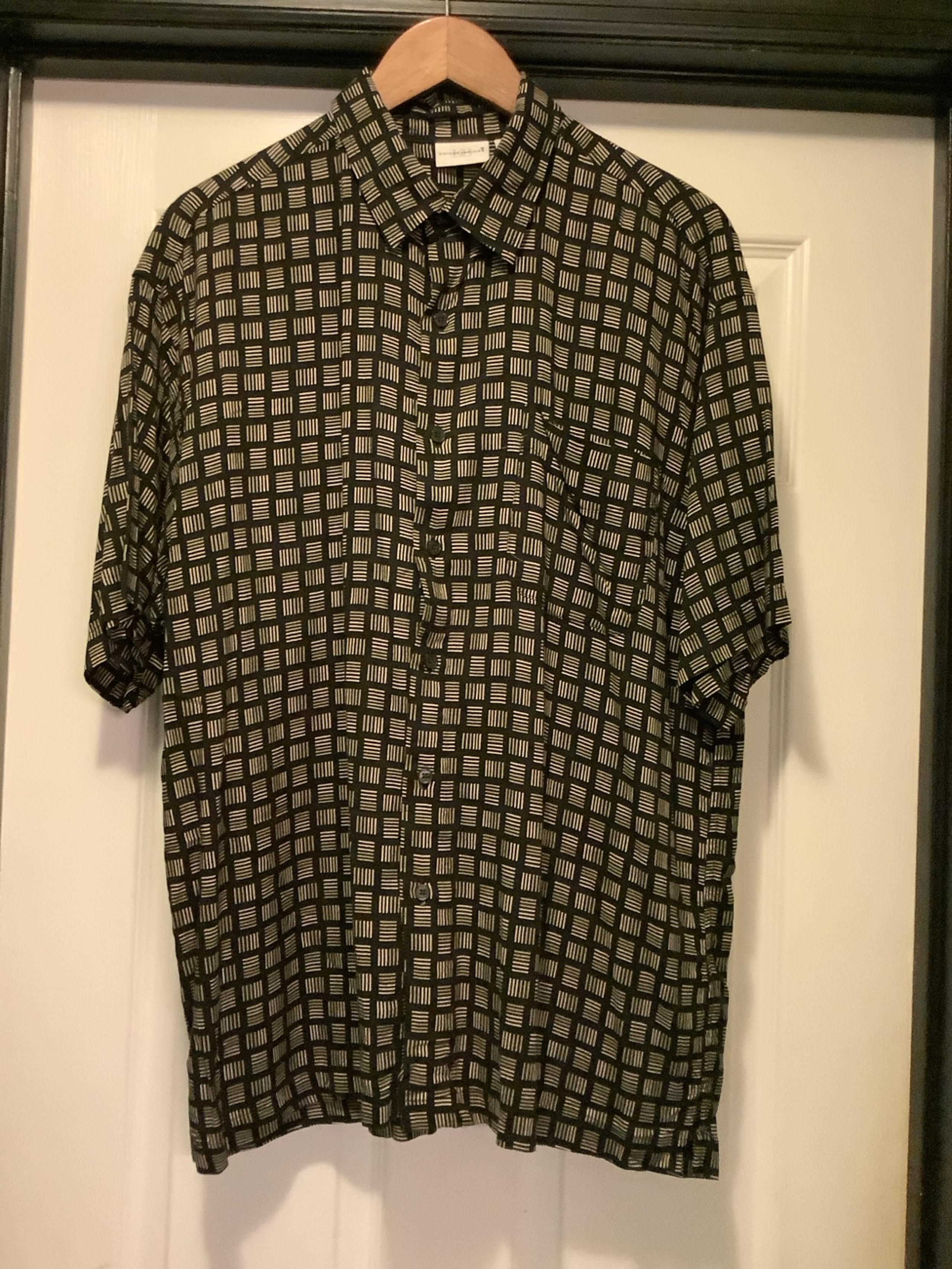 Knightsbridge Button Up Shirt - Size Large