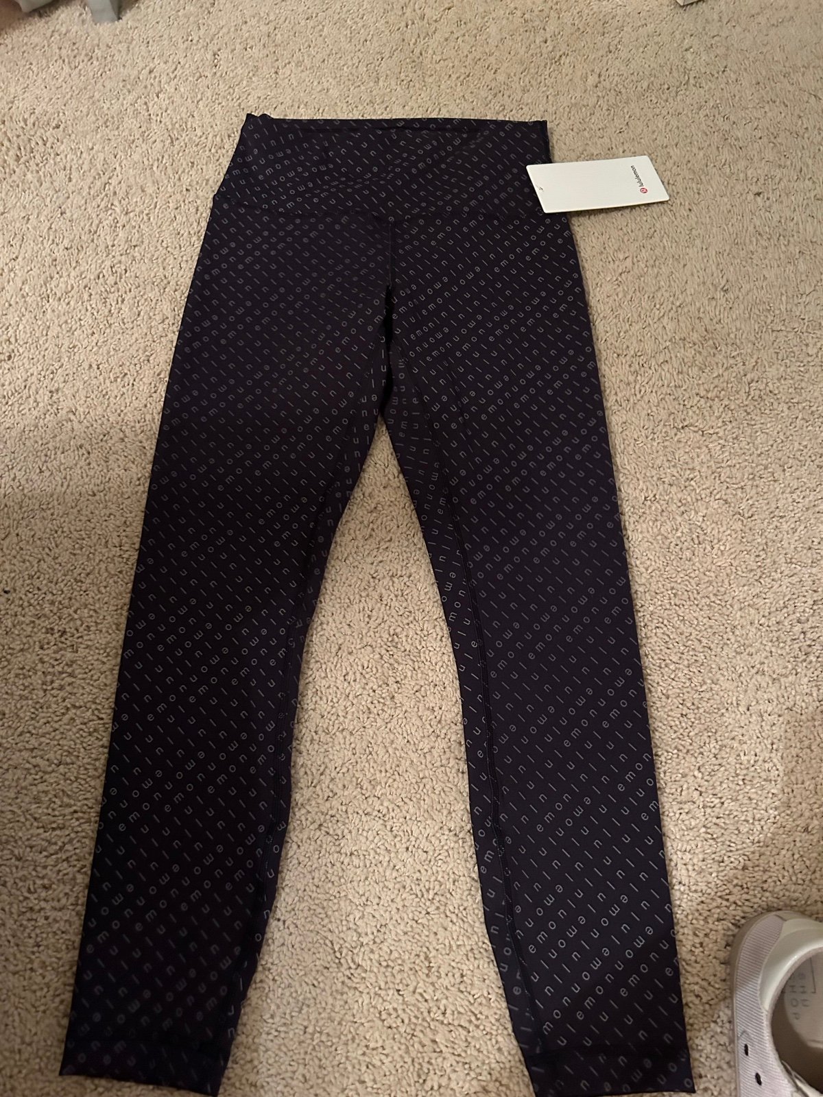 lululemon leggings size 8
