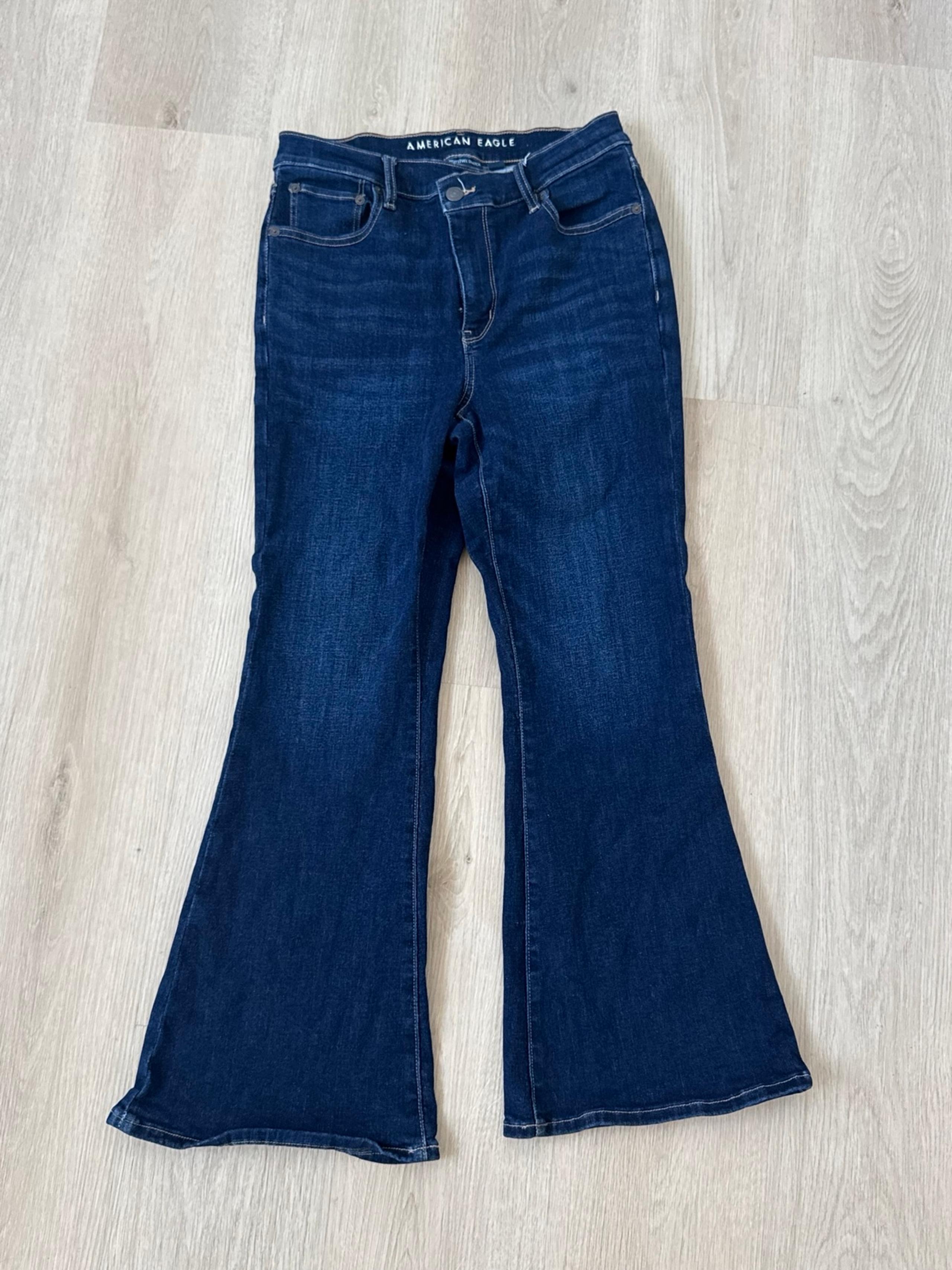 American Eagle Super high rise Flare jeans