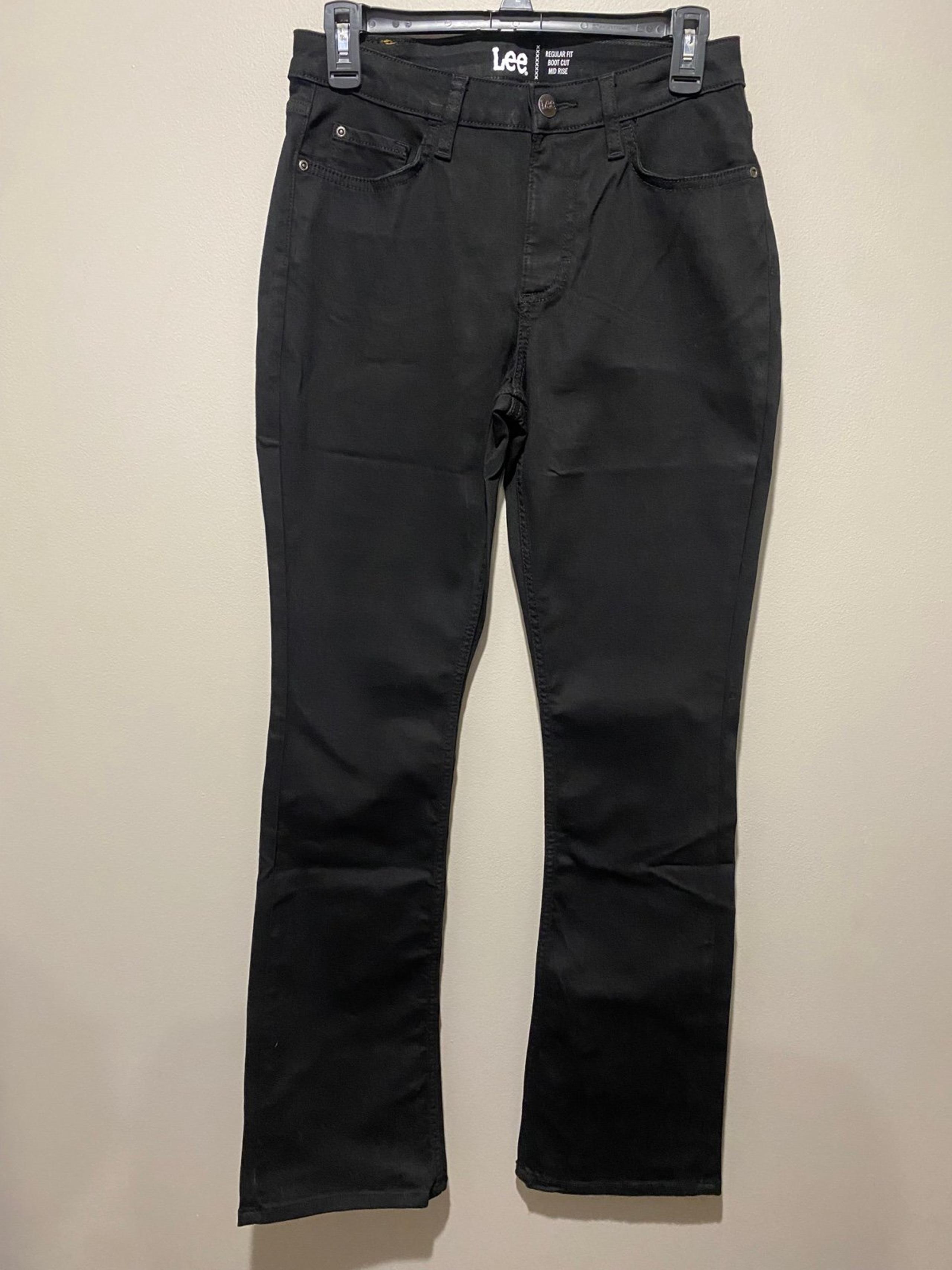 NWT Lee Womens Regular Fit Boot Cut Mid Rise Jeans, 6 Medium, Black