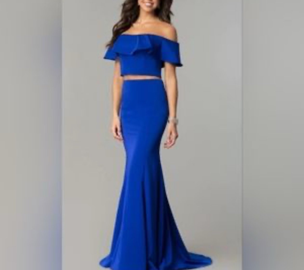 Dave and Johnny Two-piece Formal Dress. Royal Blue Prom
