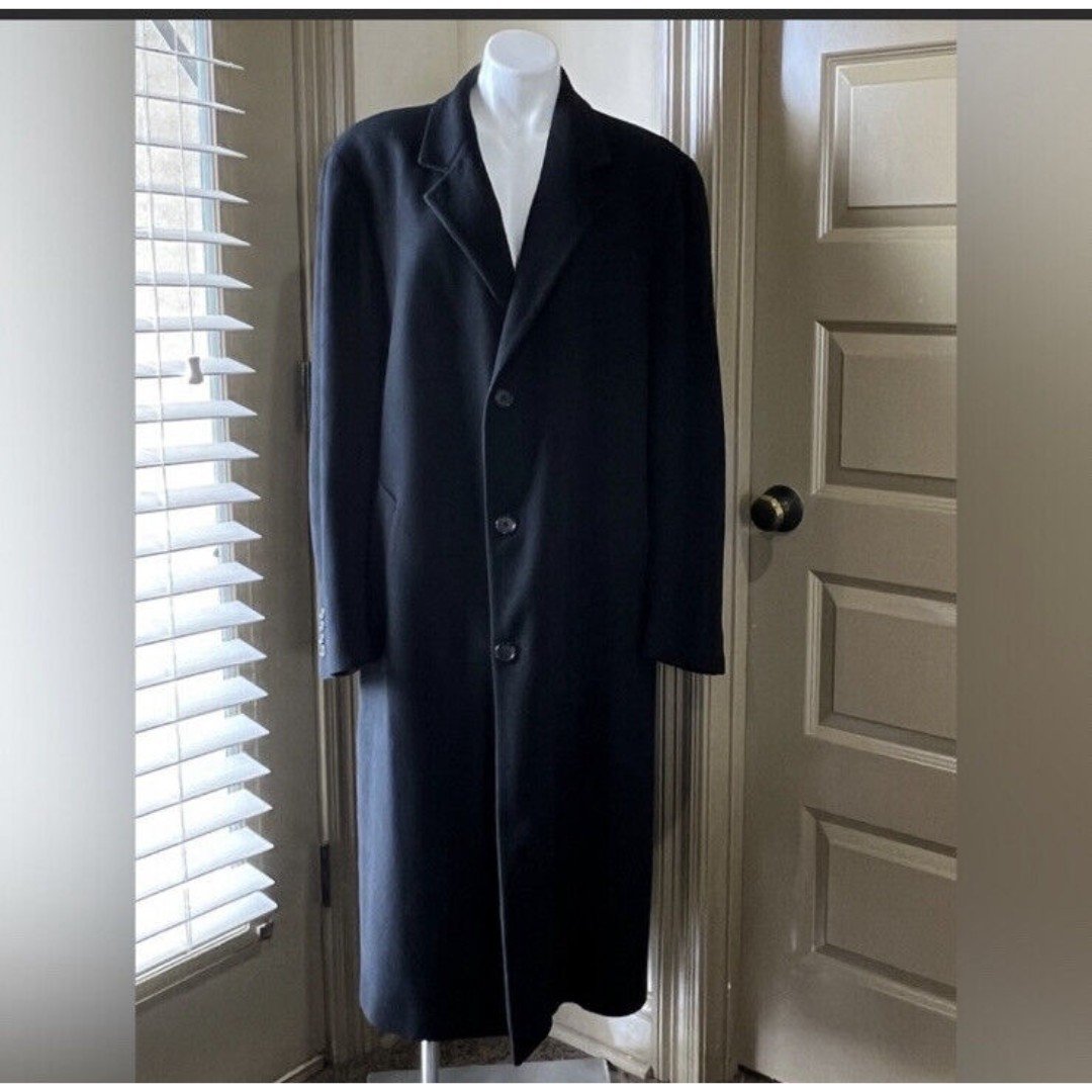 Men's Cashmere Overcoat Size 46R Jacket Black Dressy Coat Italy Button preppy