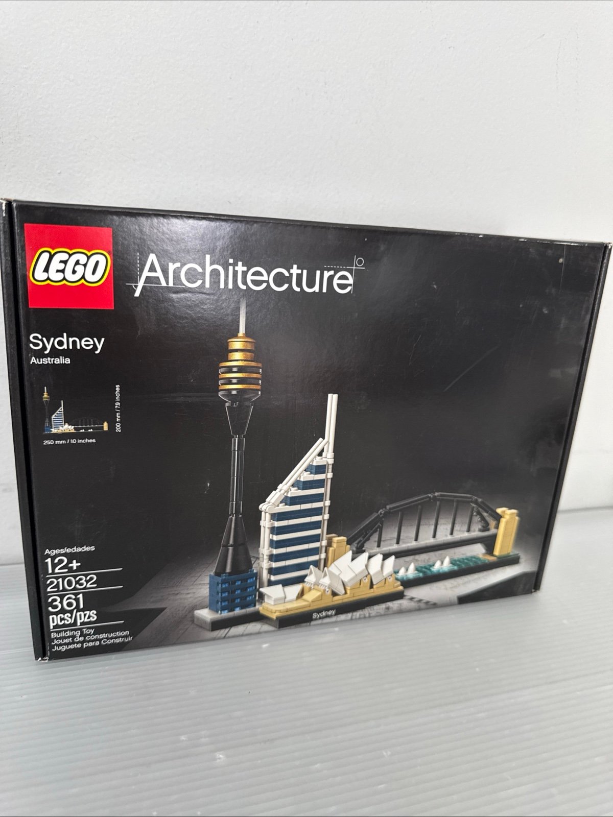 LEGO ARCHITECTURE: Sydney New Factory Sealed (21032) RETIRED