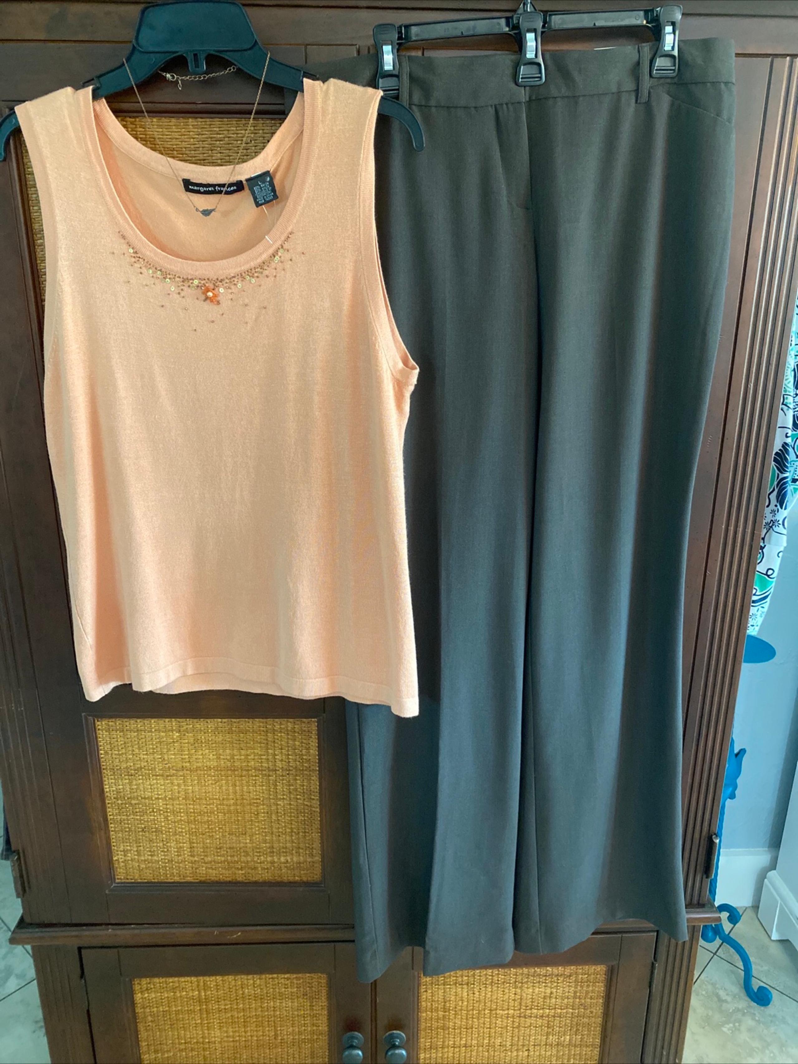 All New!  Women’s Outfit: (L) Top; 14 Pants; Jewelry Set.