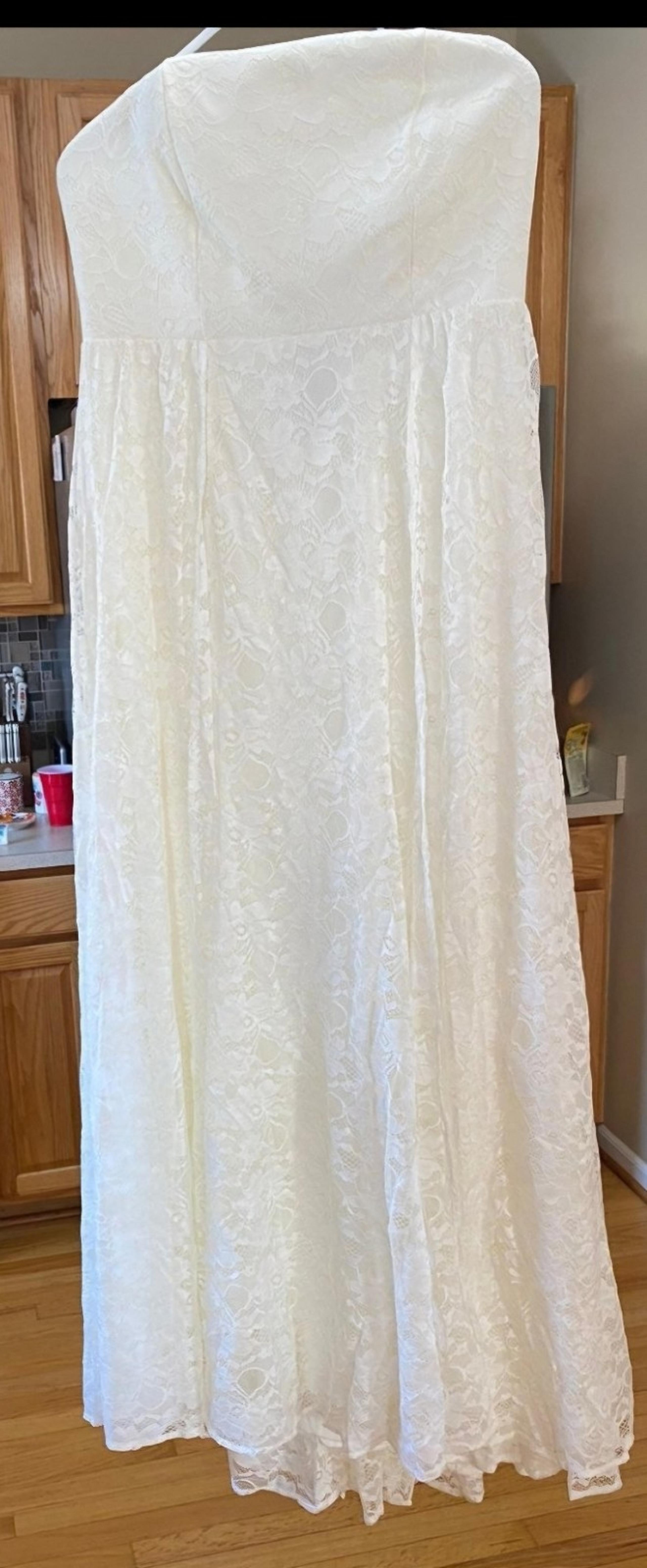 Torrid ivory wedding gown