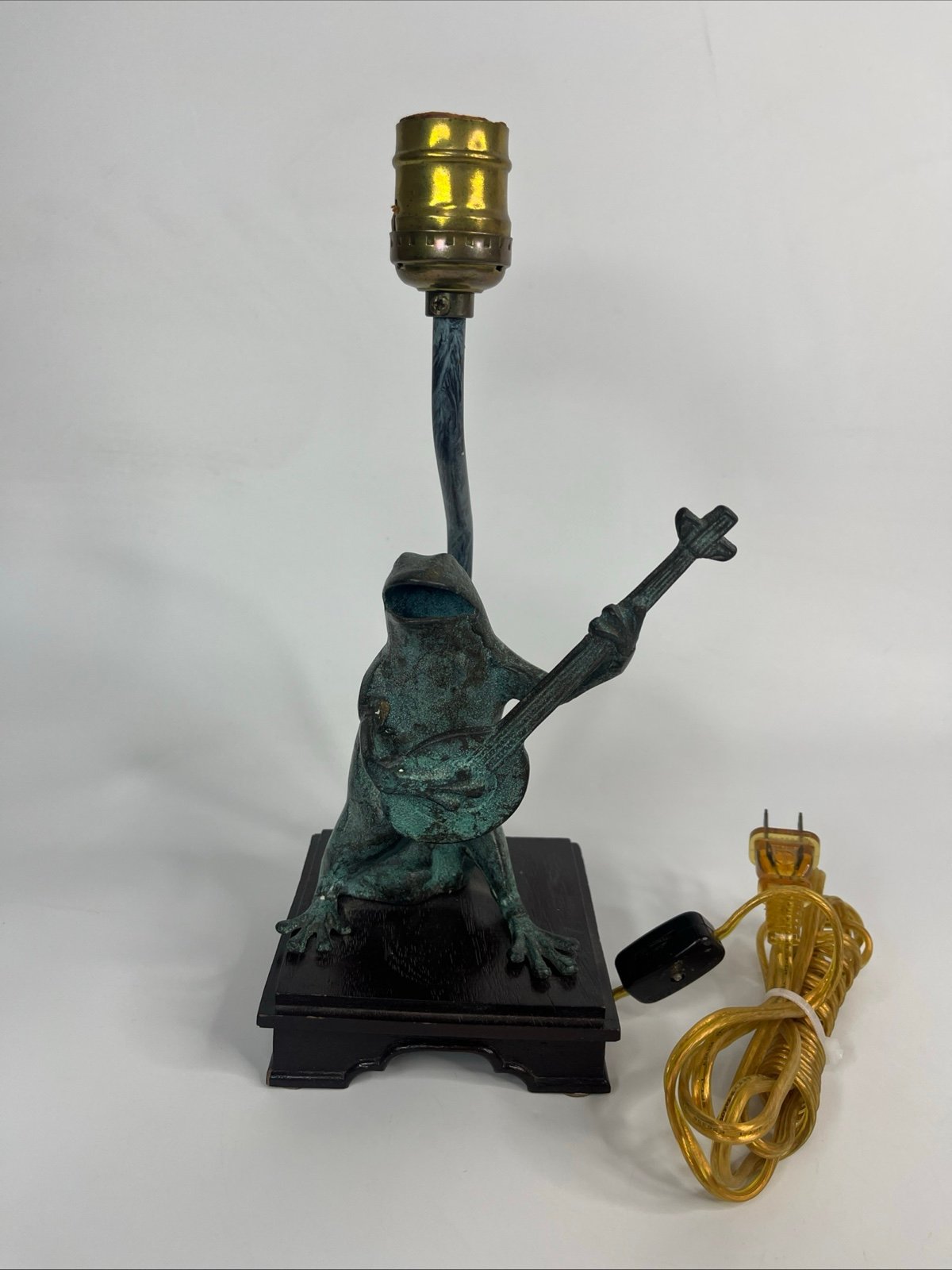 Vintage Frog Playing Guitar Banjo Metal Figure Lamp Animal Decor Unique