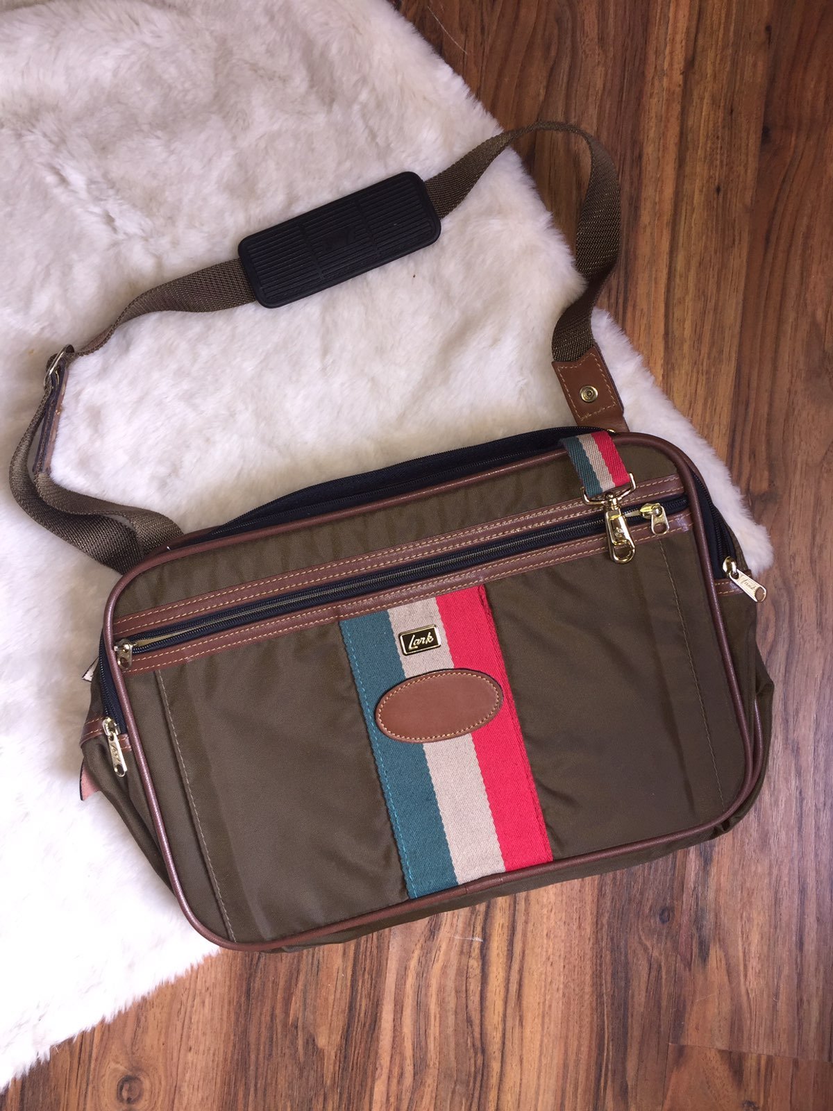 Lark Messenger Italian Bag