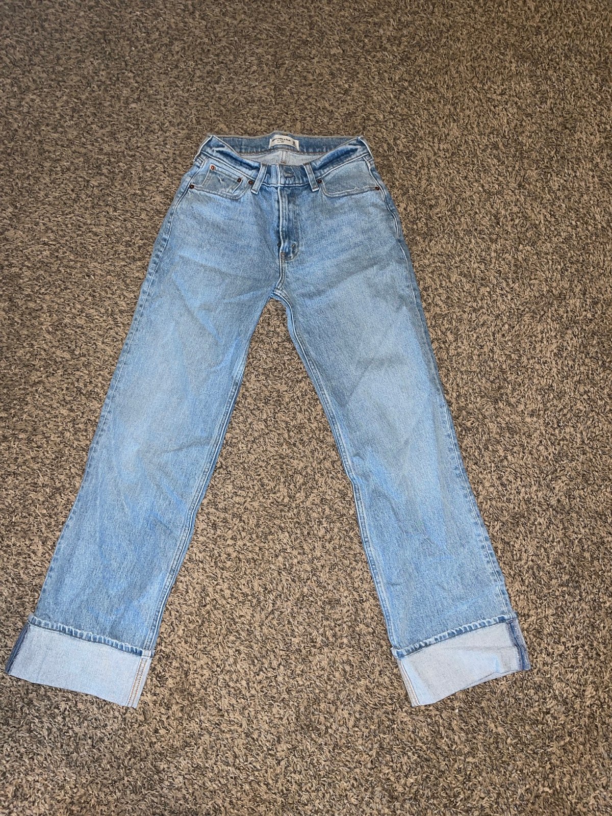 abercrombie and fitch baggy low rise jean