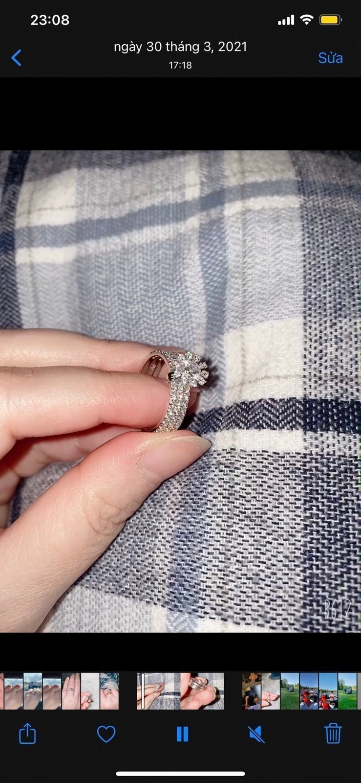 18k white gold ring size 7