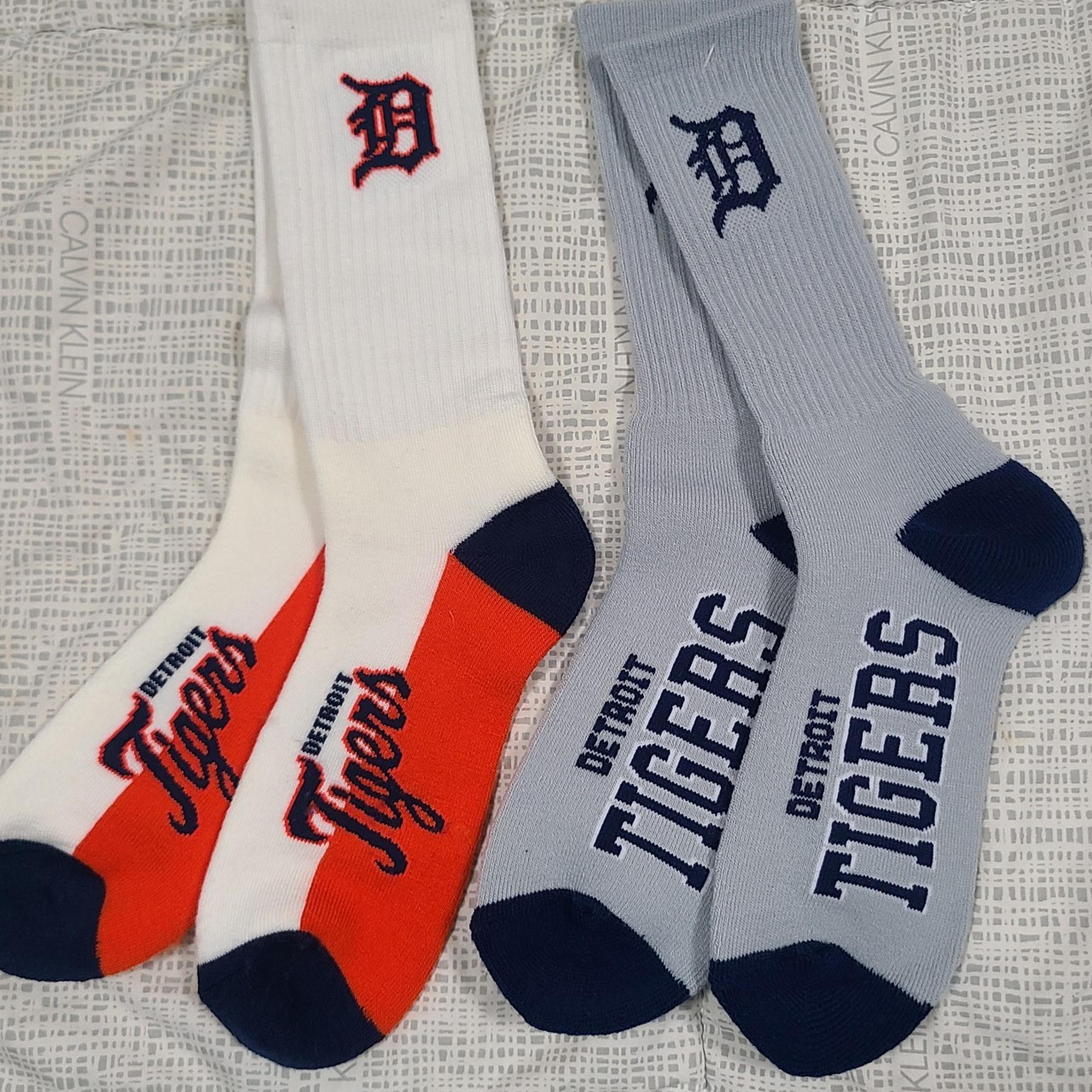 FBF MLB Detroit Tigers Baseball  Pique Crew Socks Size LG 10-13 Both Pair NEW