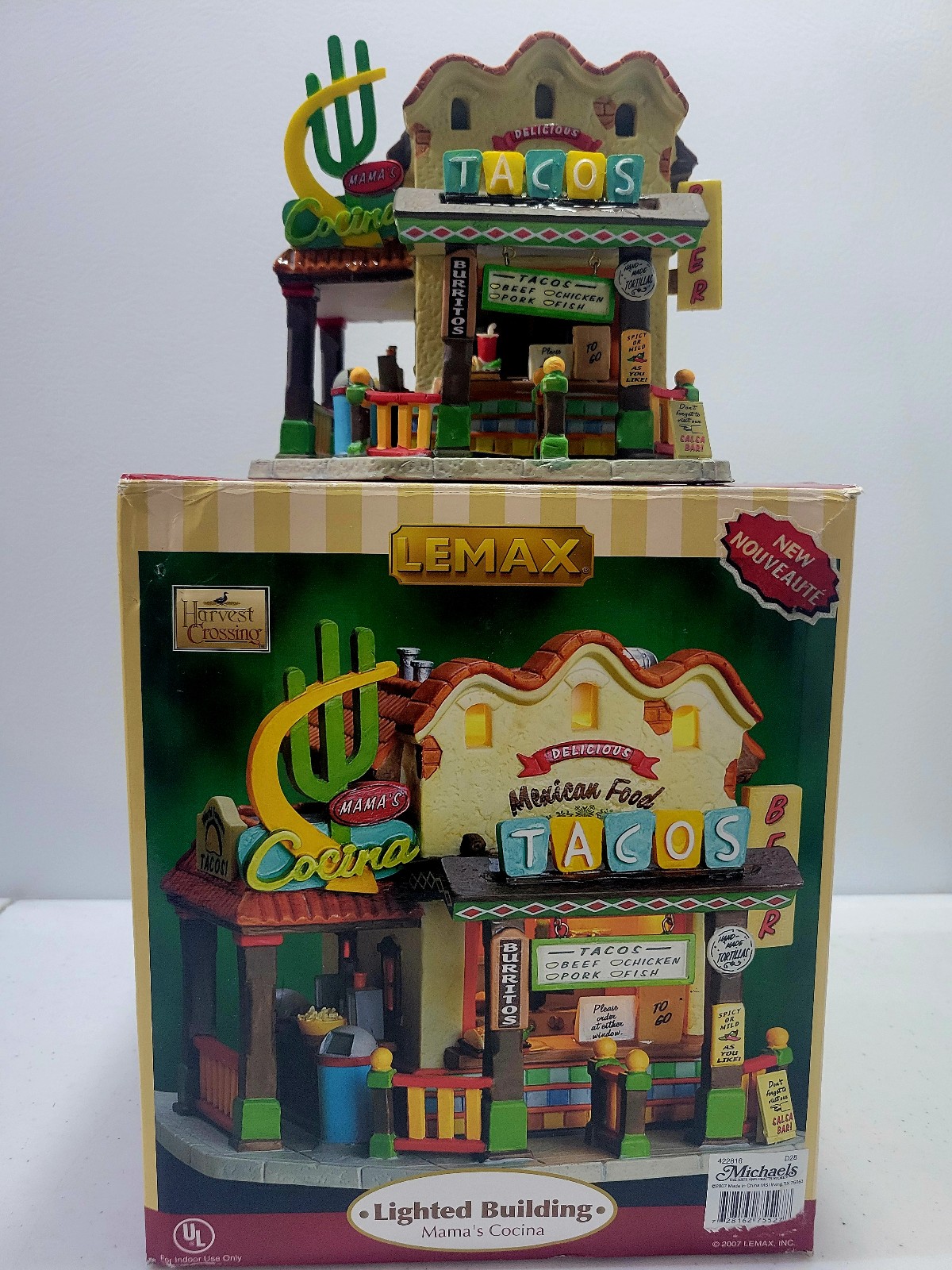 LEMAX Lighted Building Mama's Cocina 75527 5.5 X 6 X 6 In Original Packaging