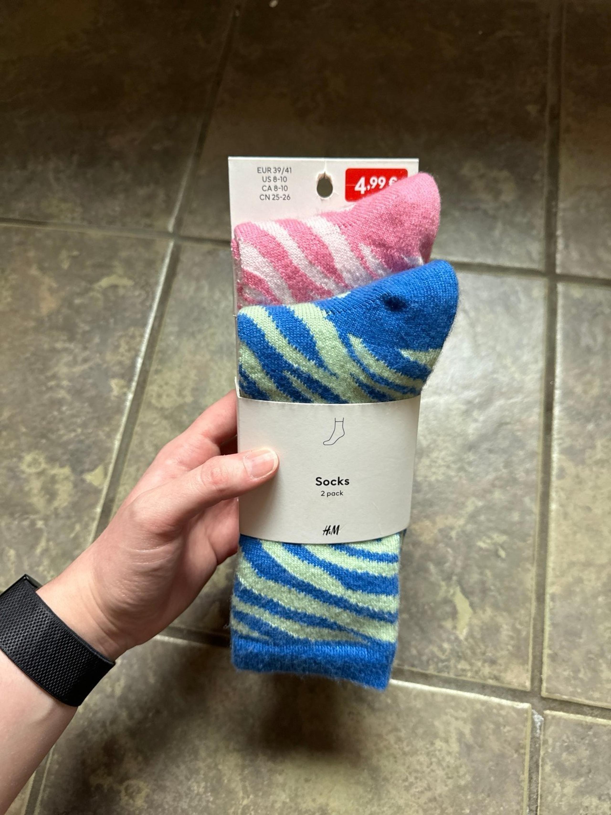 H&M Pink and Blue Zebra Stripe Fuzzy Socks 8-10 / 39-41
