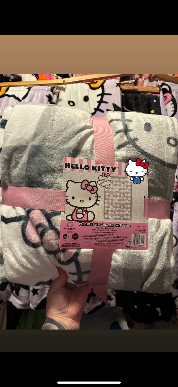 Hello Kitty Blanket Grey Gingham Twin XL
