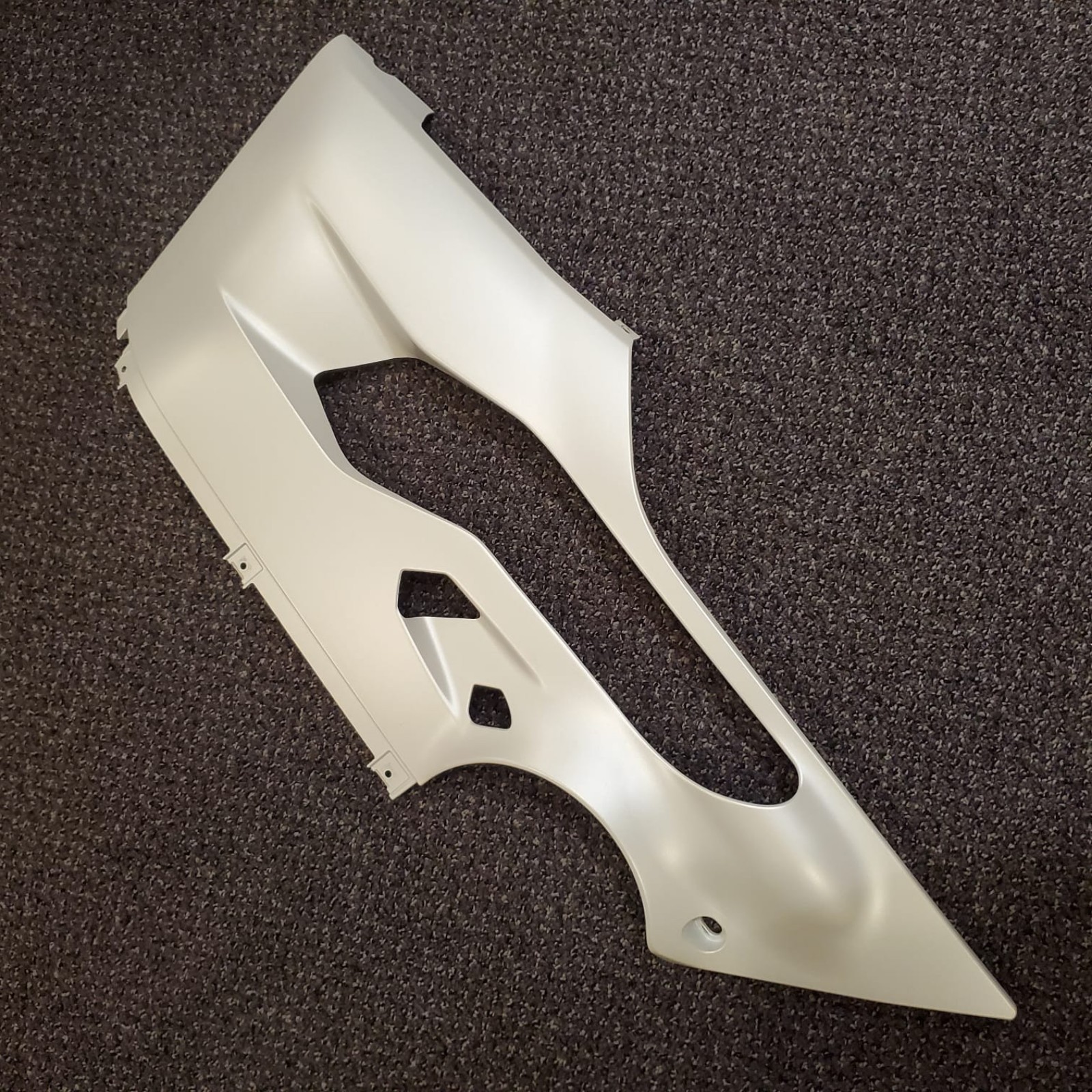 OEM DUCATI PANIGALE RIGHT LOWER BELLY PAN ARCTIC WHITE SILK LOWER FAIRING