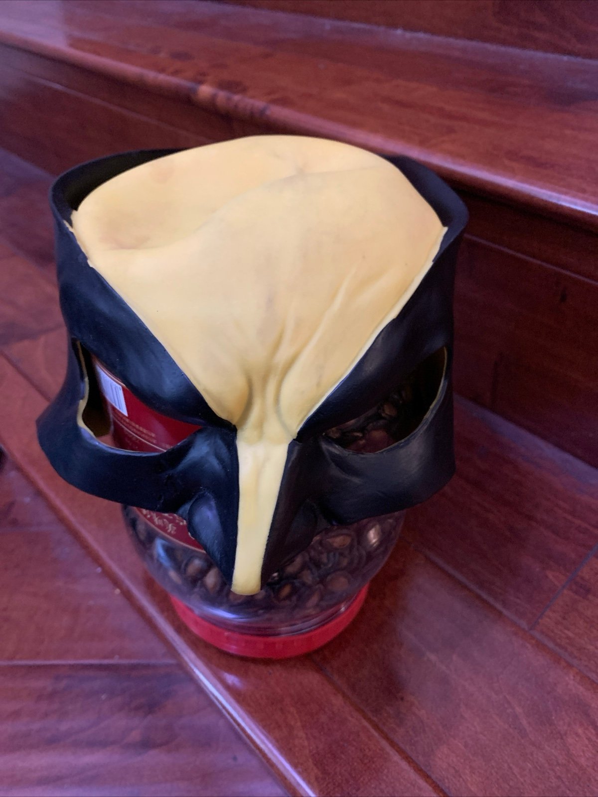 Marvel X-Men Wolverine Disguise Black/Yellow Mask Cosplay Adult 2004