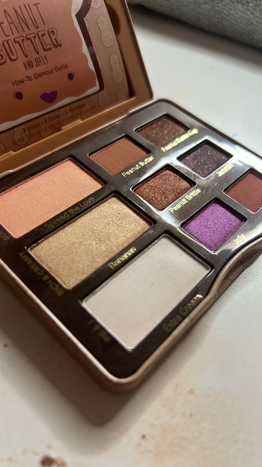 Too Faced Peanut Butter Jelly Eyeshadow Palette