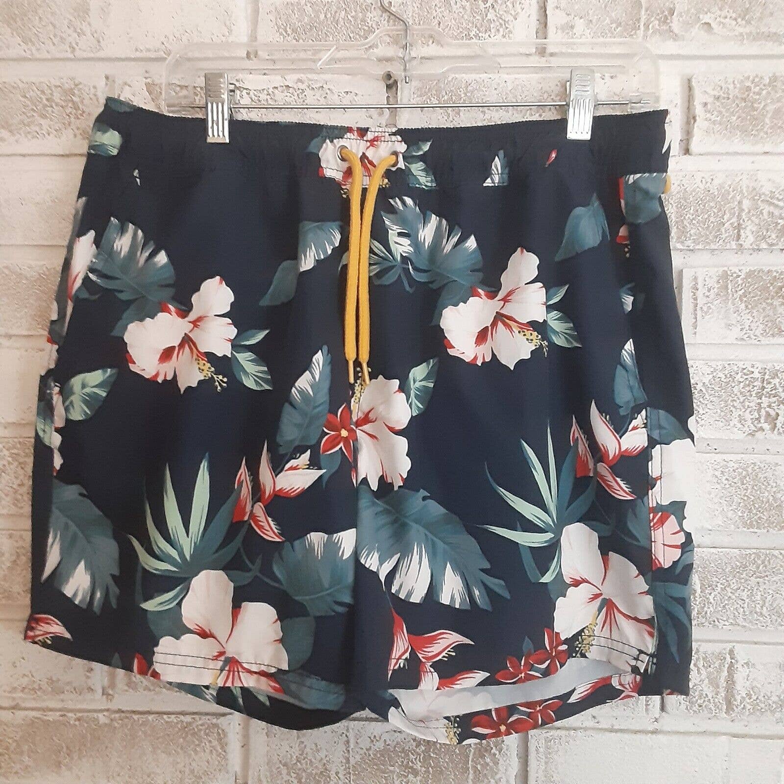 J.Crew Flex Swimwear sz M Tropical Floral/Navy