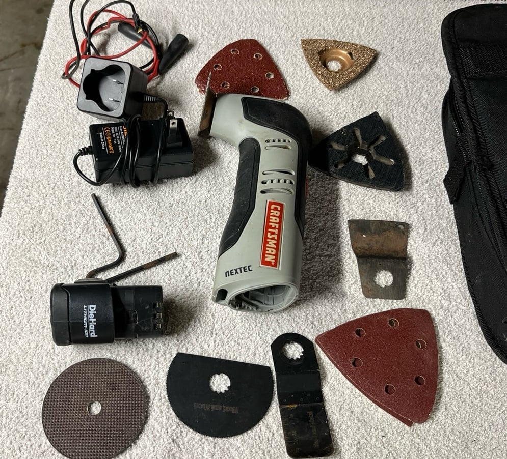 Craftsman Compact Lithium-Ion Nextec Multi-Tool